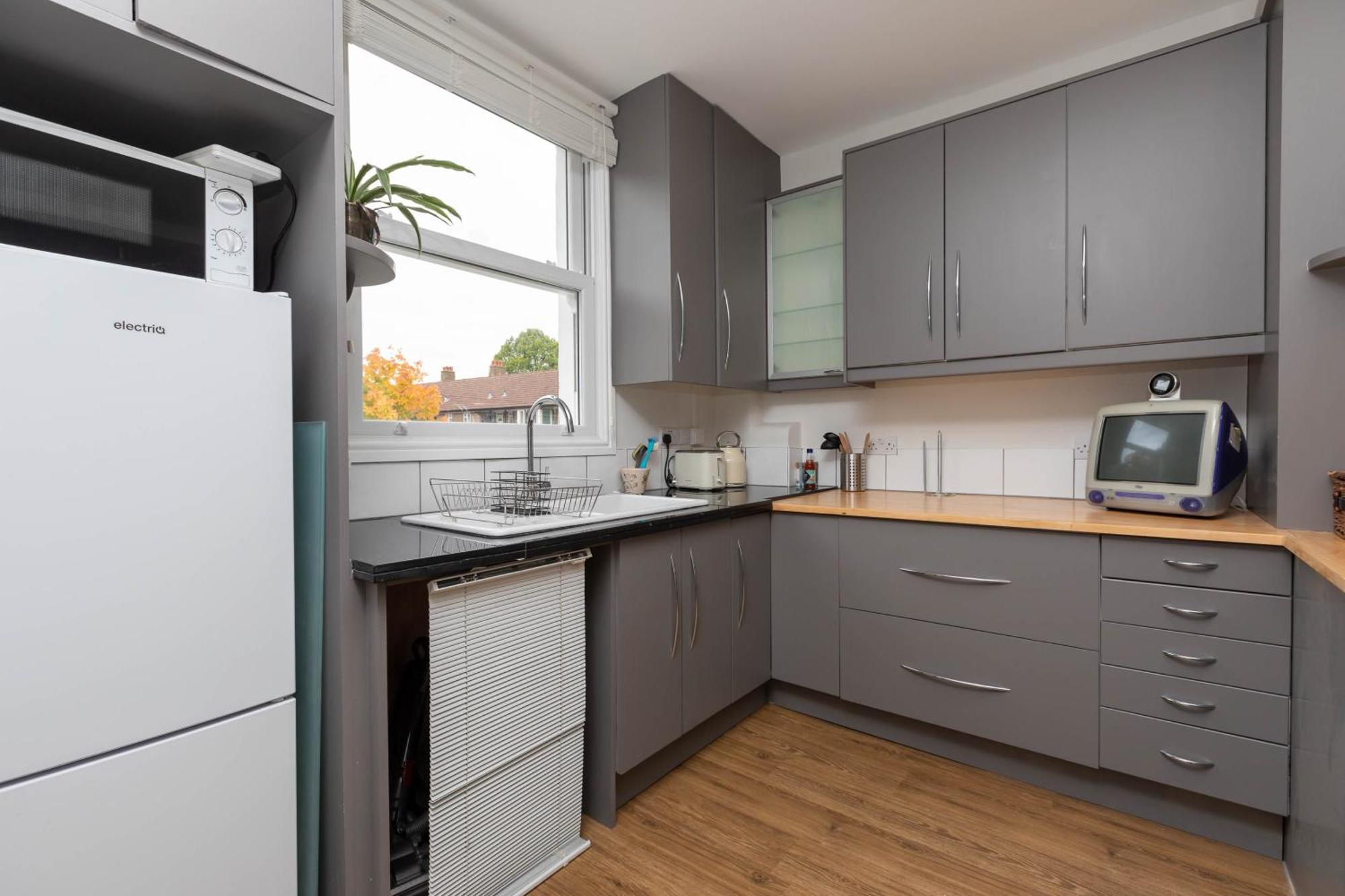 Homely 1 Bedroom In Fulham! Leilighet *