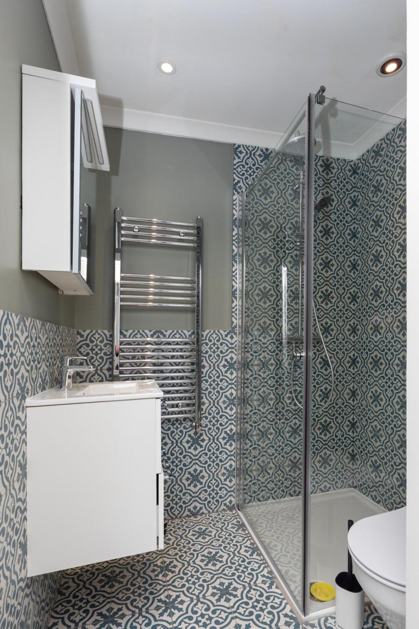 Spacious & Pristine 2bd Flat - Balham Apartment