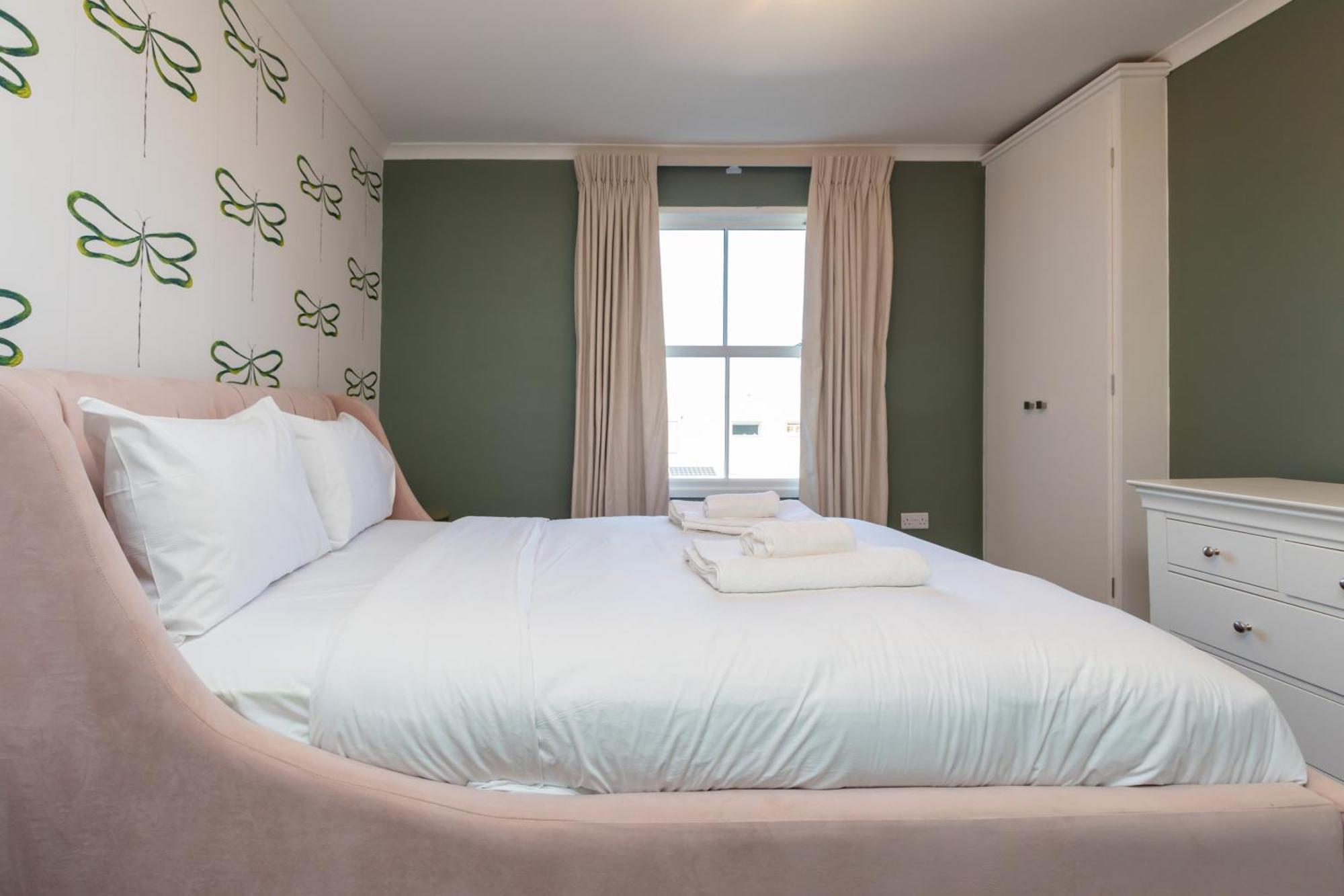 Spacious & Pristine 2bd Flat - Balham Leilighet