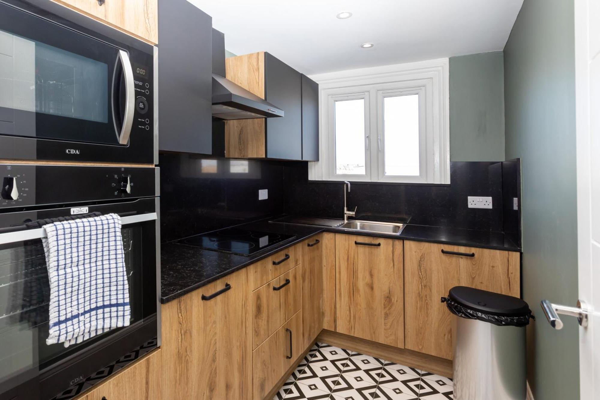 Spacious & Pristine 2bd Flat - Balham Leilighet London