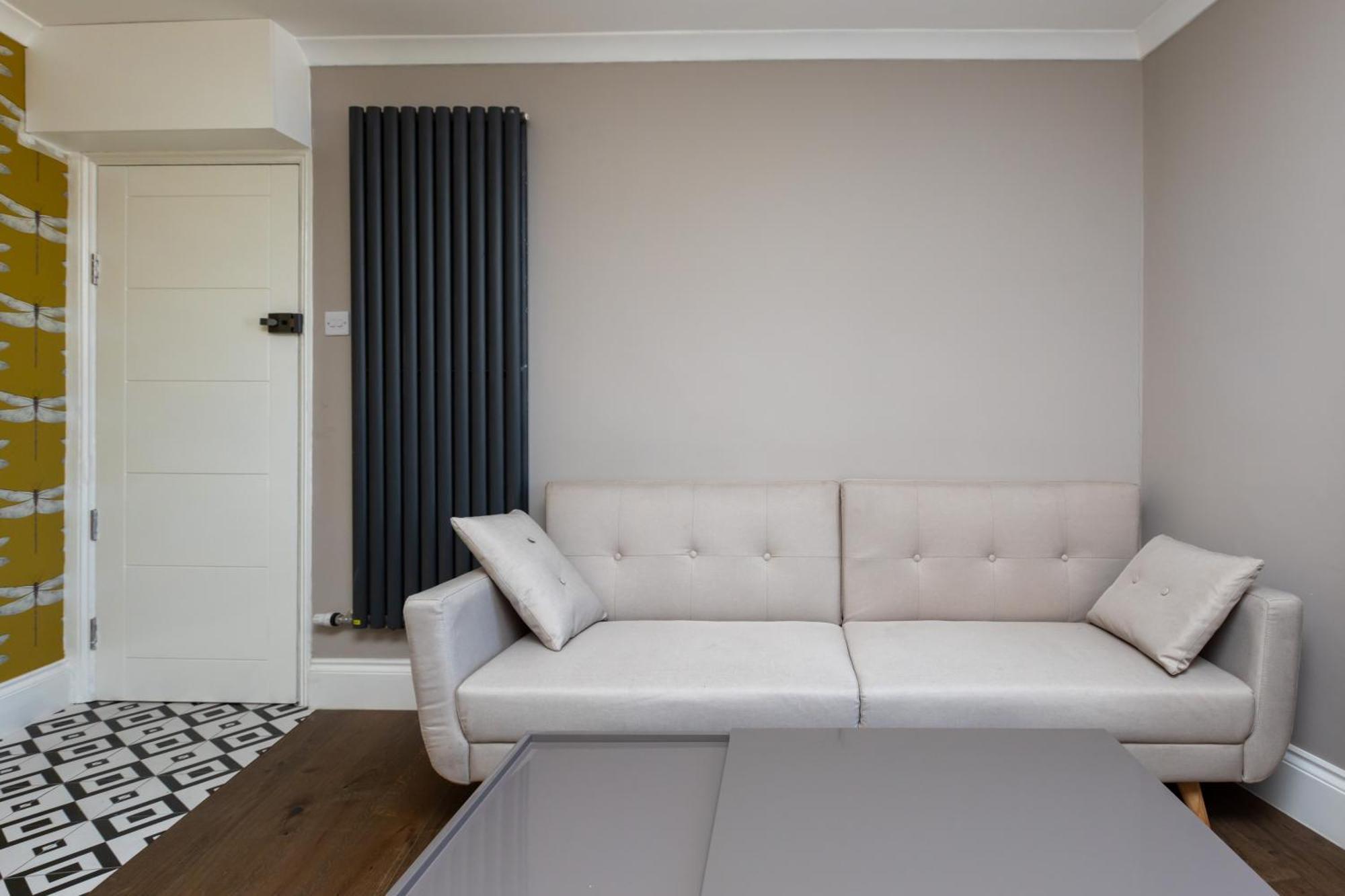Spacious & Pristine 2bd Flat - Balham Leilighet London