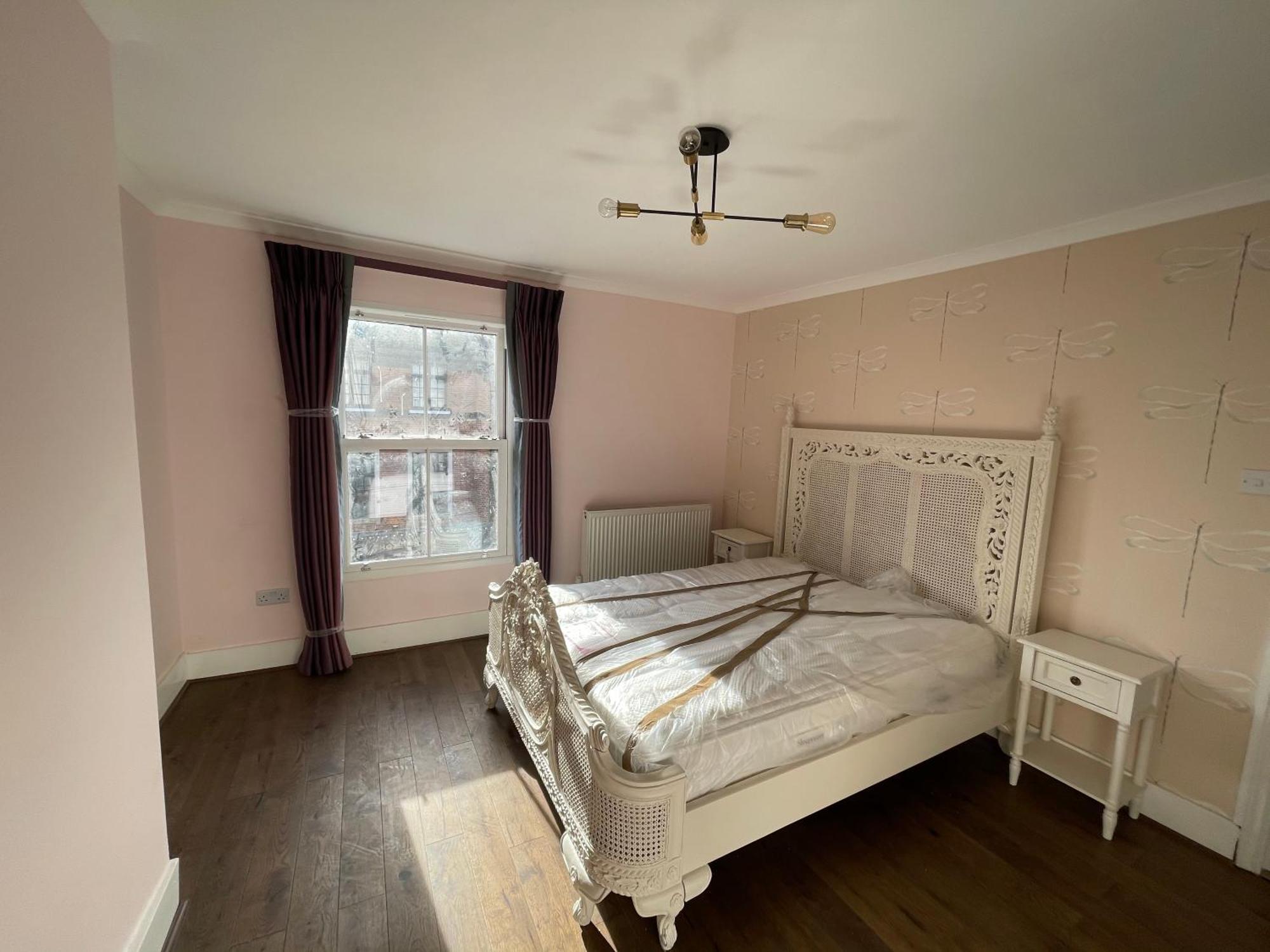 Spacious & Pristine 2bd Flat - Balham Apartment London