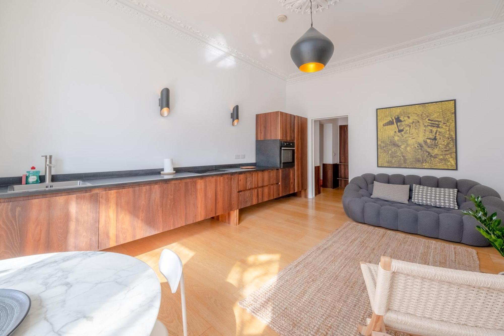 Appartement Stylish & Light Victorian 2bd Flat - Holland Park Londen