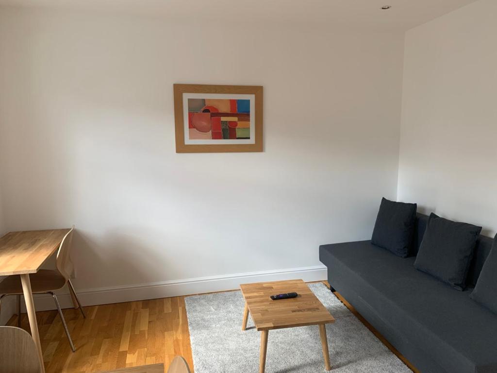 Contemporary 1bd Flat - Camden Apartment *