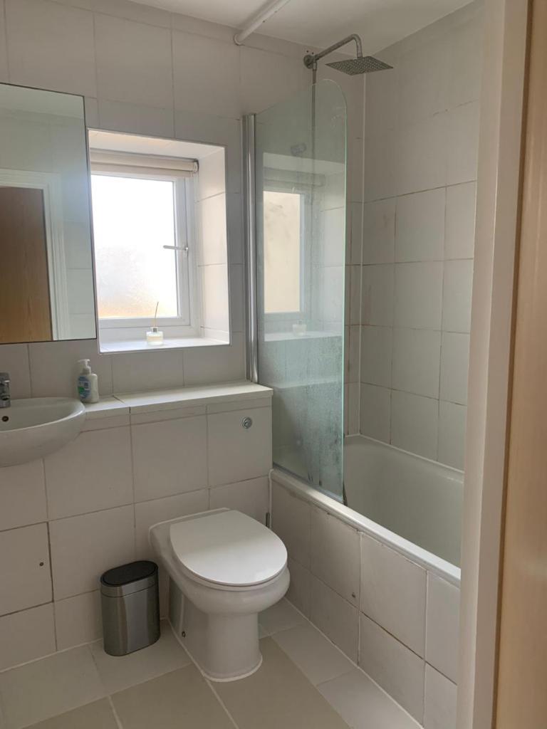 Apartment Contemporary 1bd Flat - Camden *
