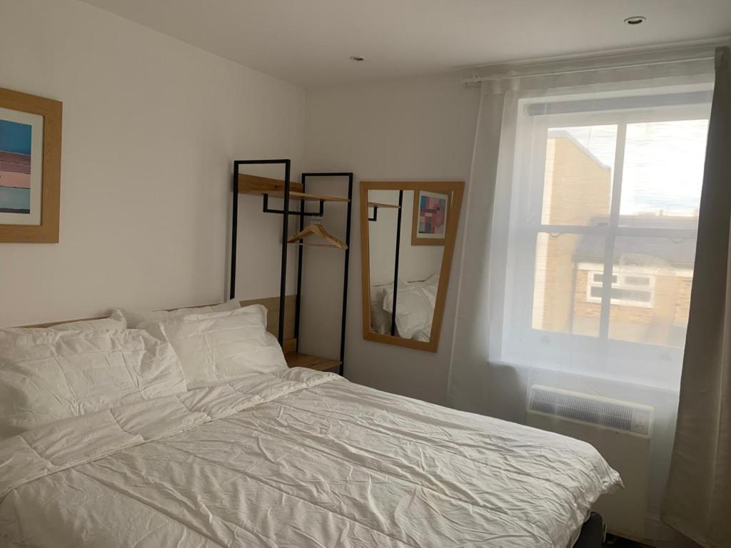Contemporary 1bd Flat - Camden Apartment *