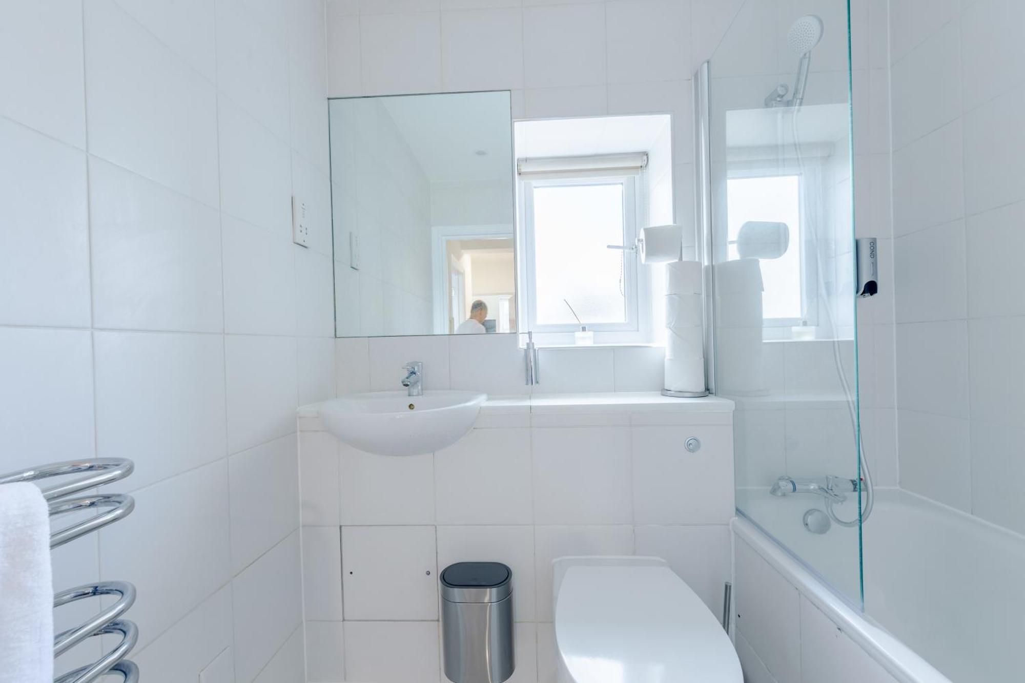 Apartment Contemporary 1bd Flat - Camden London