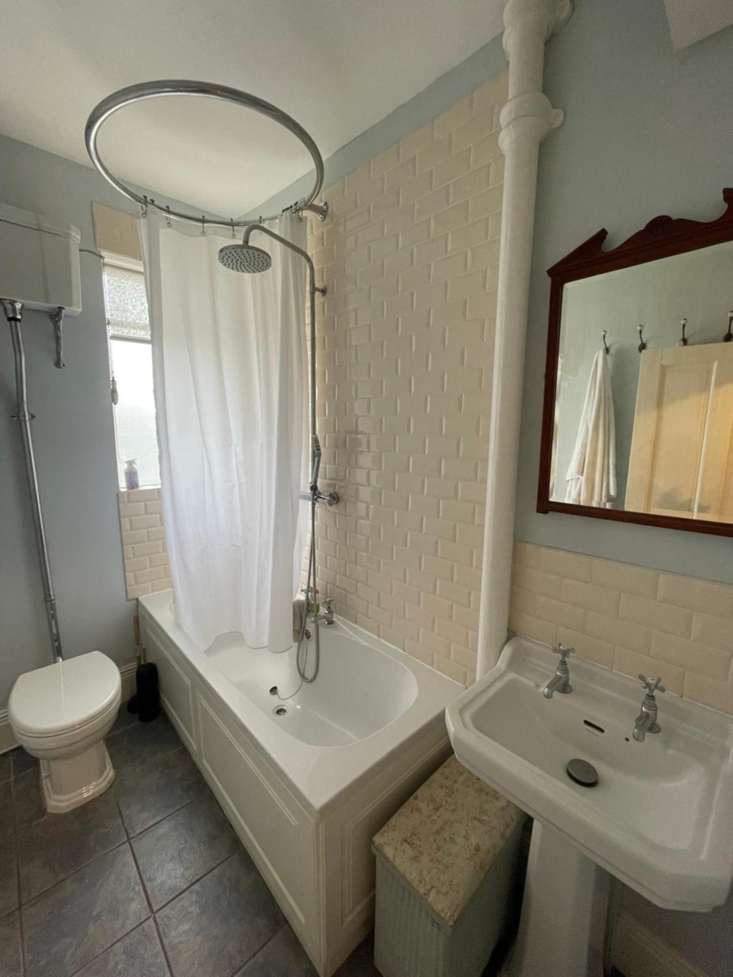 Beautiful Vintage Style 1bd - Pimlico Apartment London