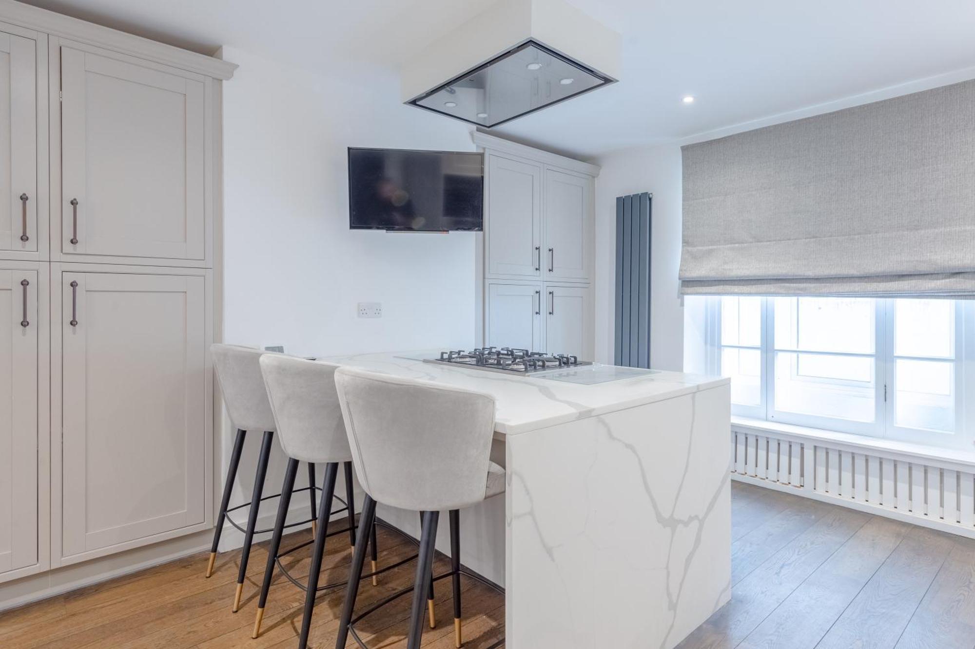 Luxurious & 3bd House - Chelsea *