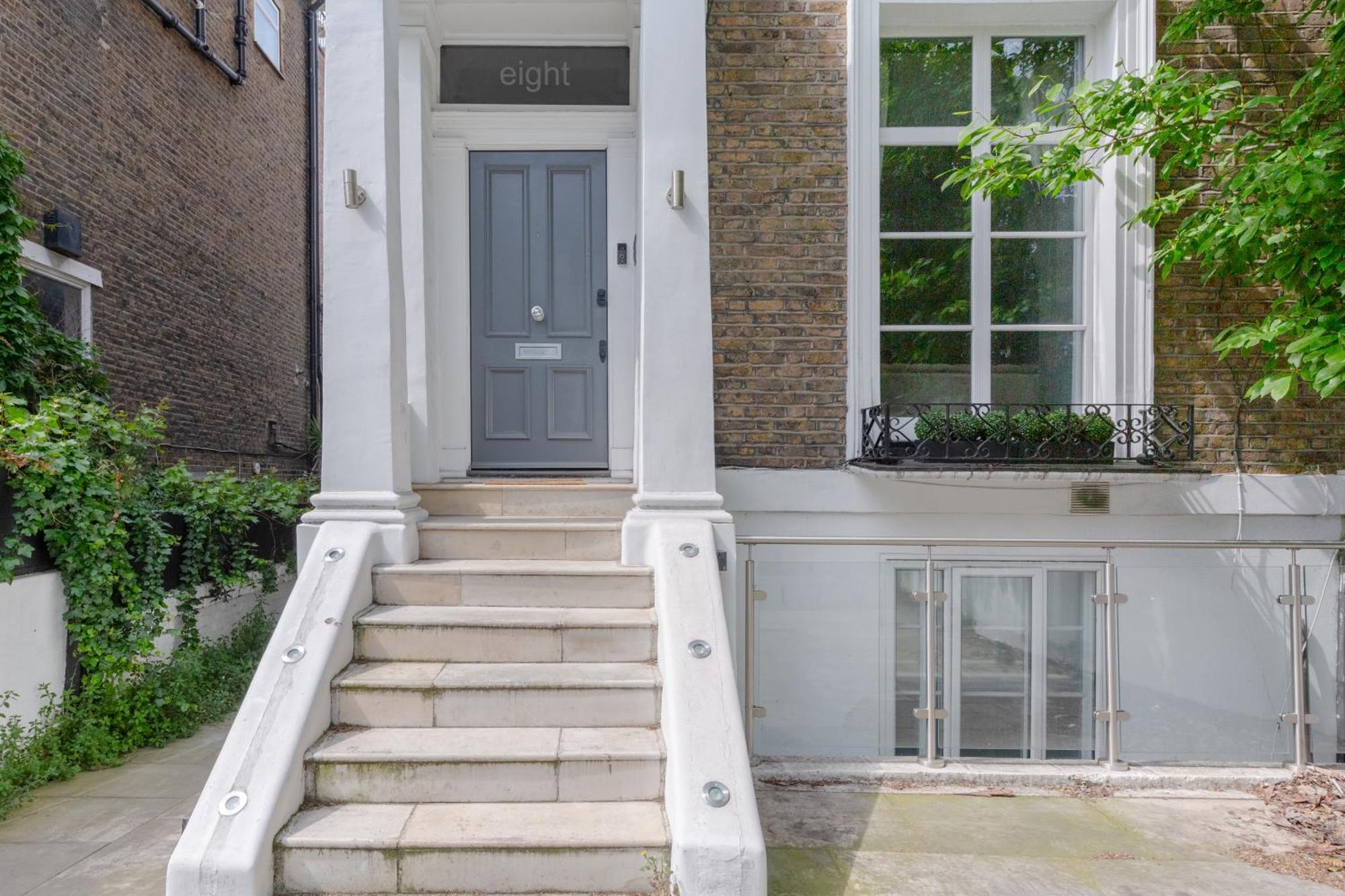 Luxurious & 3bd House - Chelsea