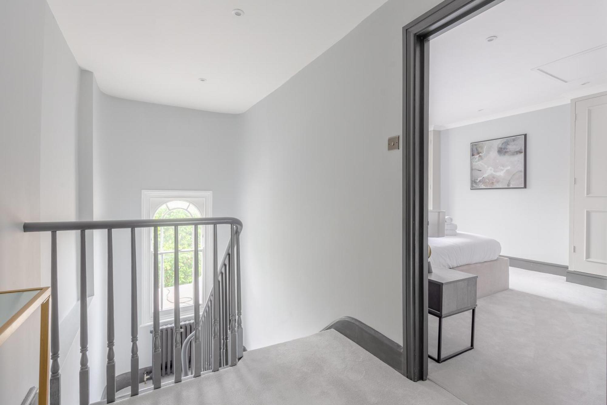 Luxurious & 3bd House - Chelsea *