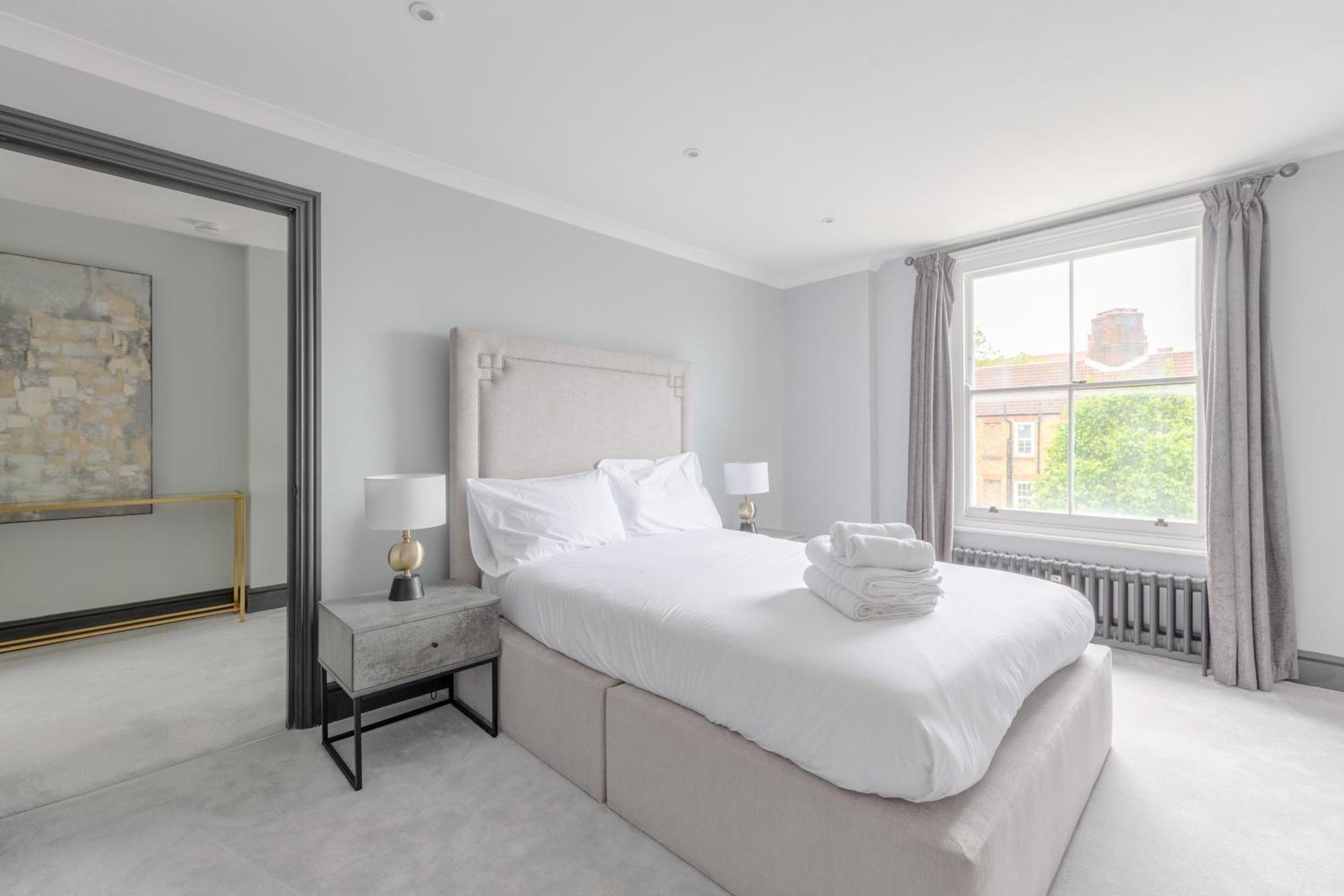 Luxurious & 3bd House - Chelsea