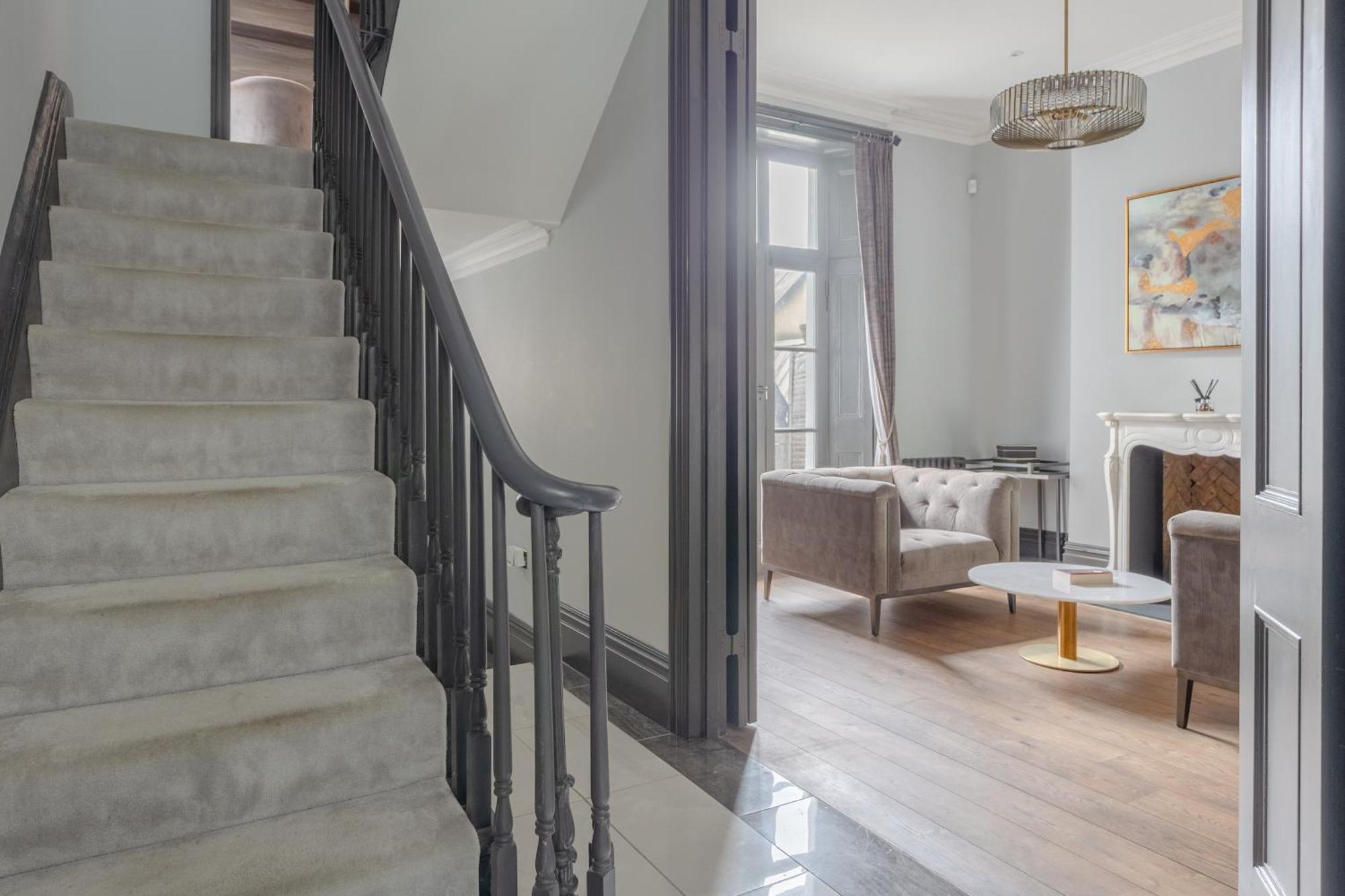 Luxurious & 3bd House - Chelsea London