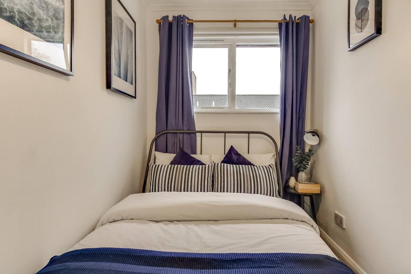 Lovely 4 Bedroom House With Garden Near Waterloo Apartment *