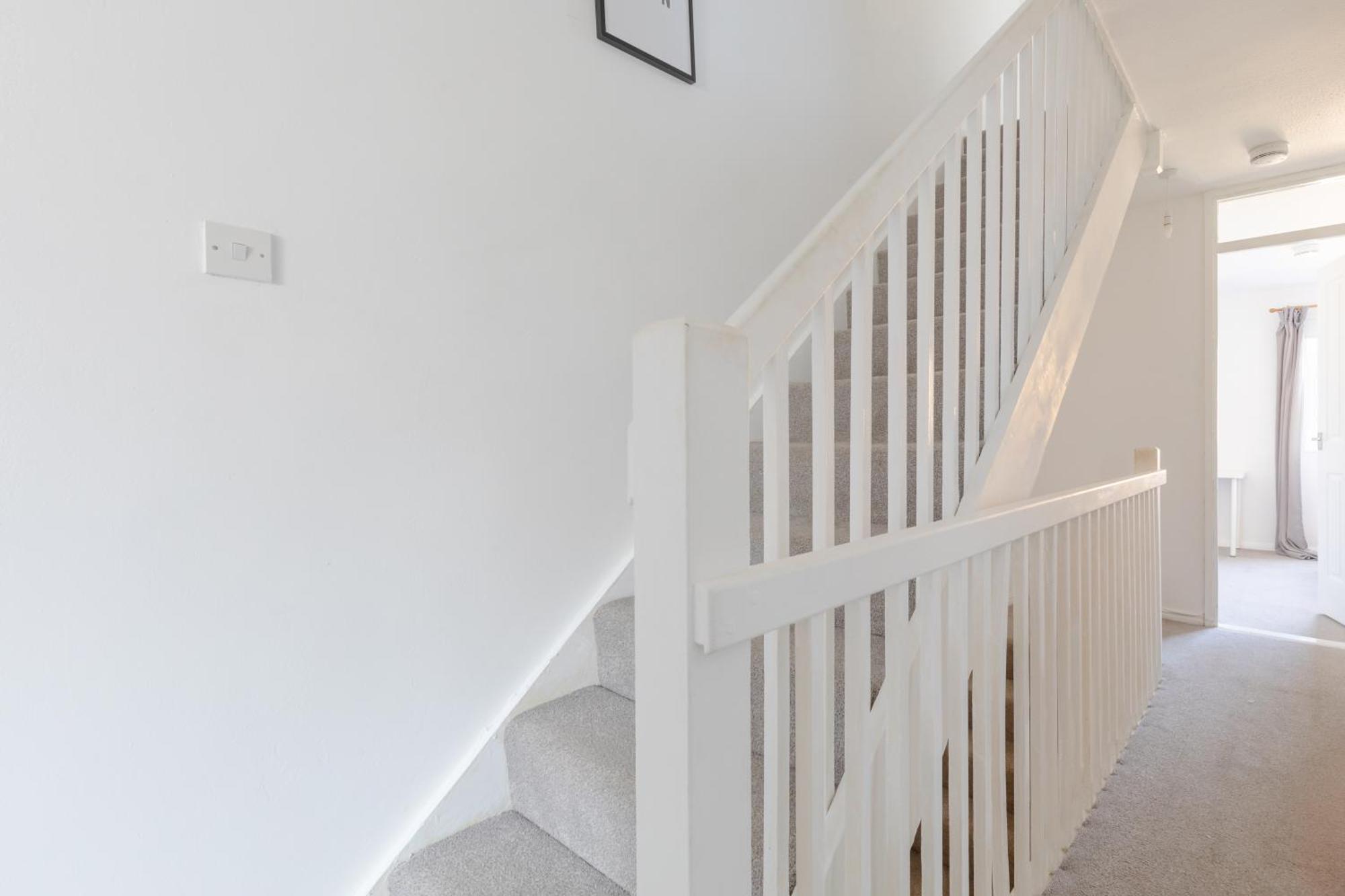 Lovely 4 Bedroom House With Garden Near Waterloo Apartment London