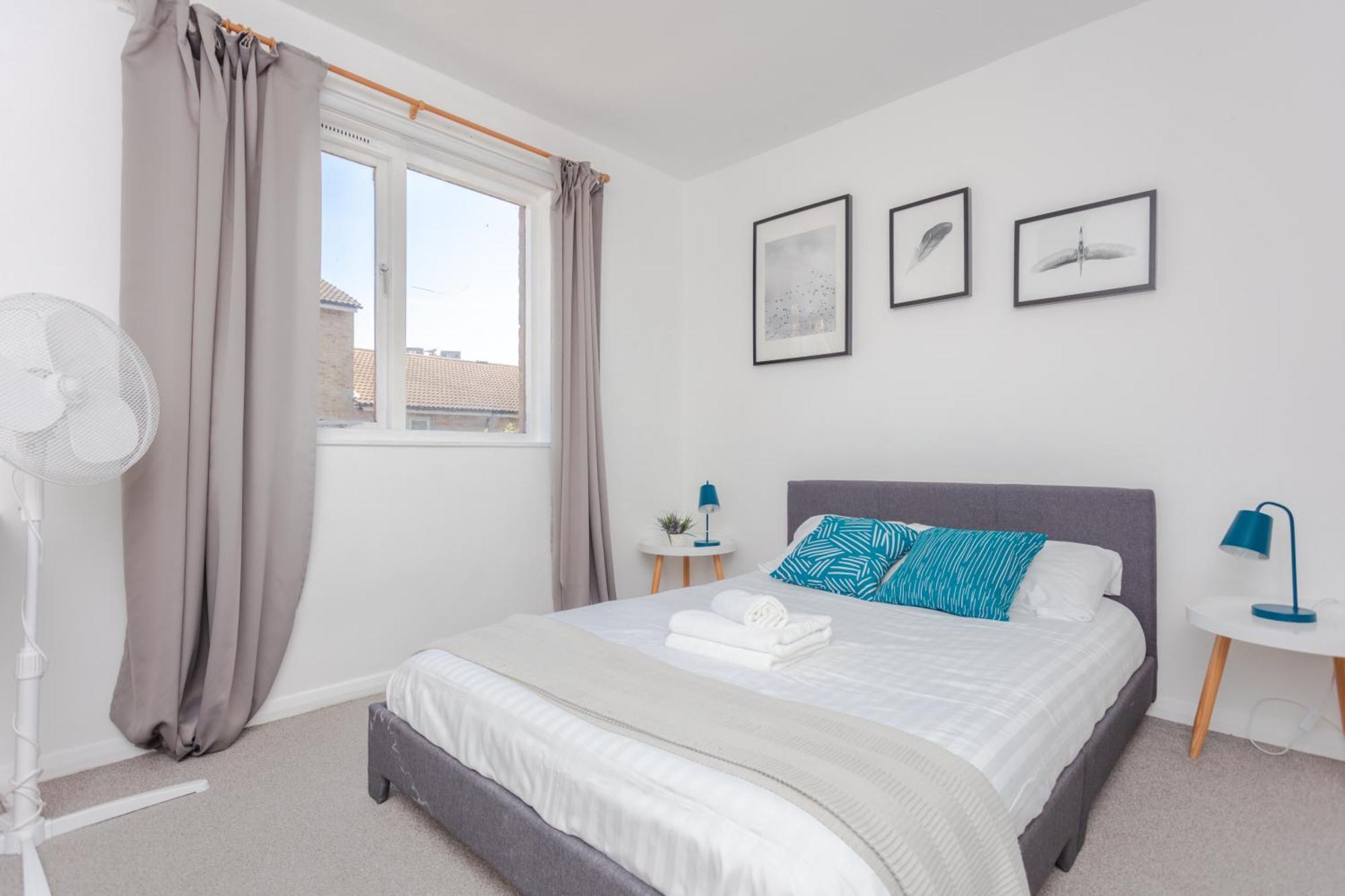 Lovely 4 Bedroom House With Garden Near Waterloo Apartment London