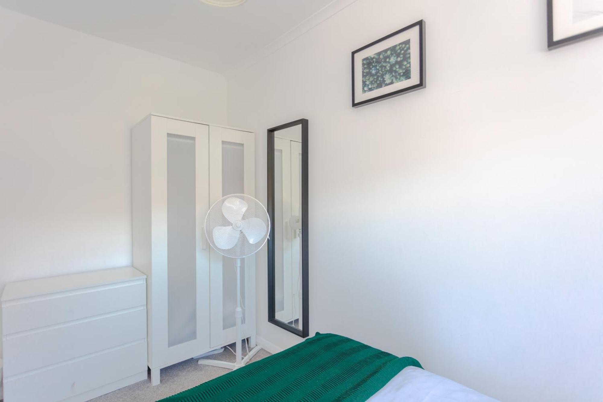 Apartment Lovely 4 Bedroom House With Garden Near Waterloo