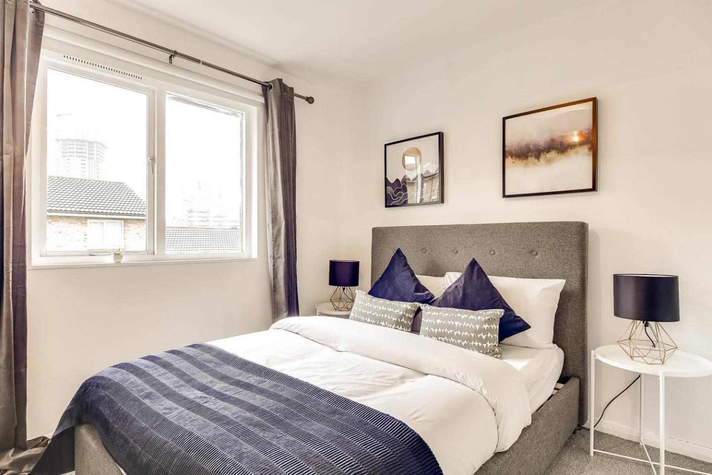 Lovely 4 Bedroom House With Garden Near Waterloo Apartment *