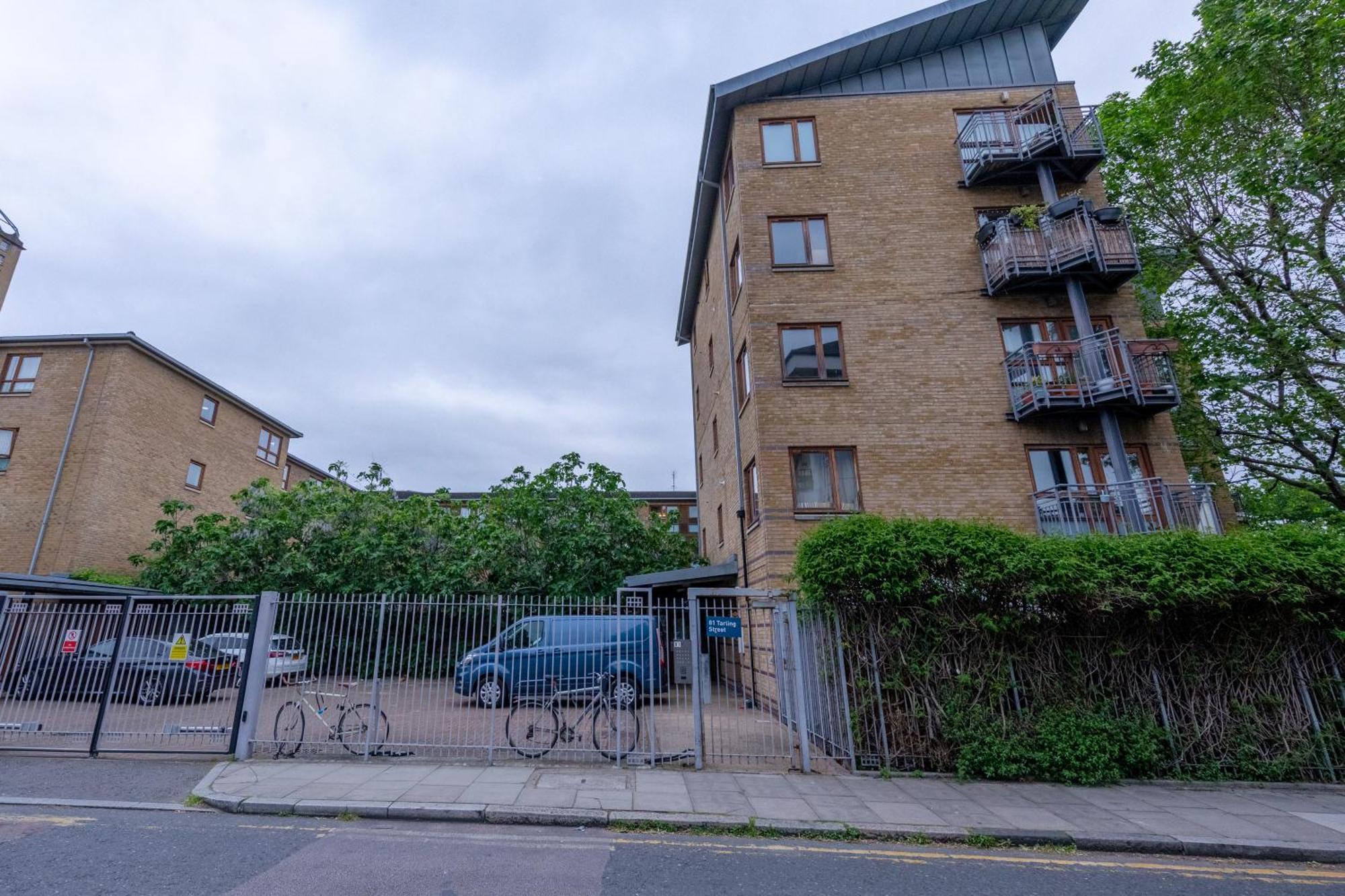 Inviting & Spacious 3bd Flat - Shadwell Apartment London