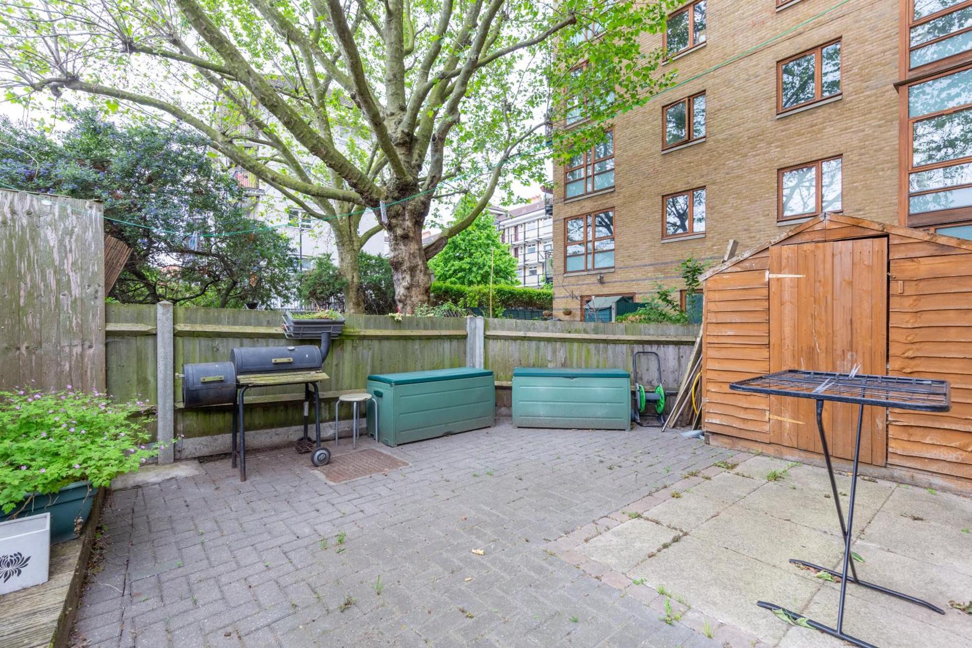 Inviting & Spacious 3bd Flat - Shadwell Londen