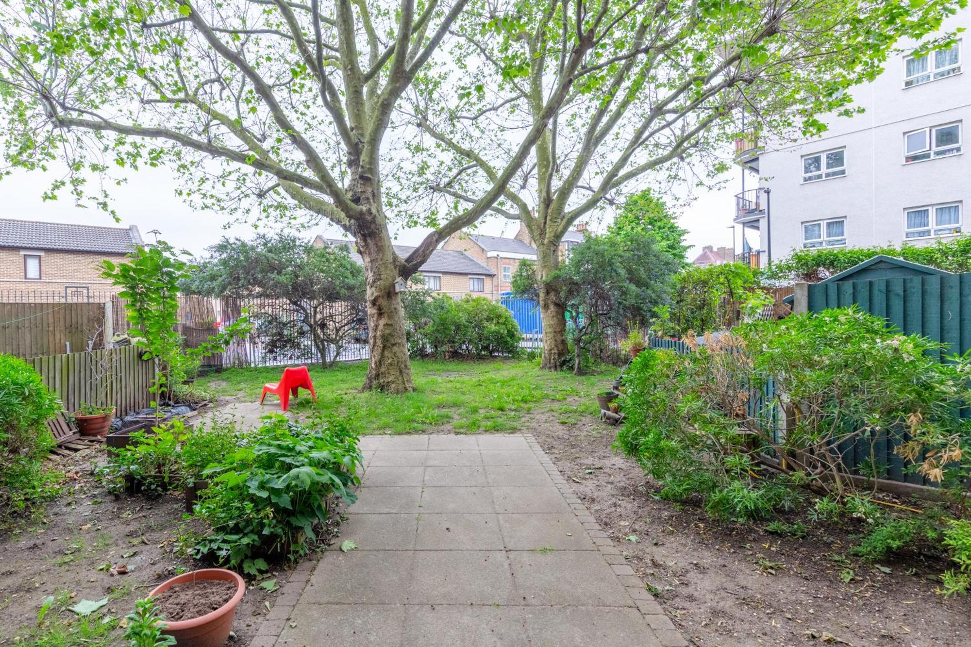Inviting & Spacious 3bd Flat - Shadwell * Londen