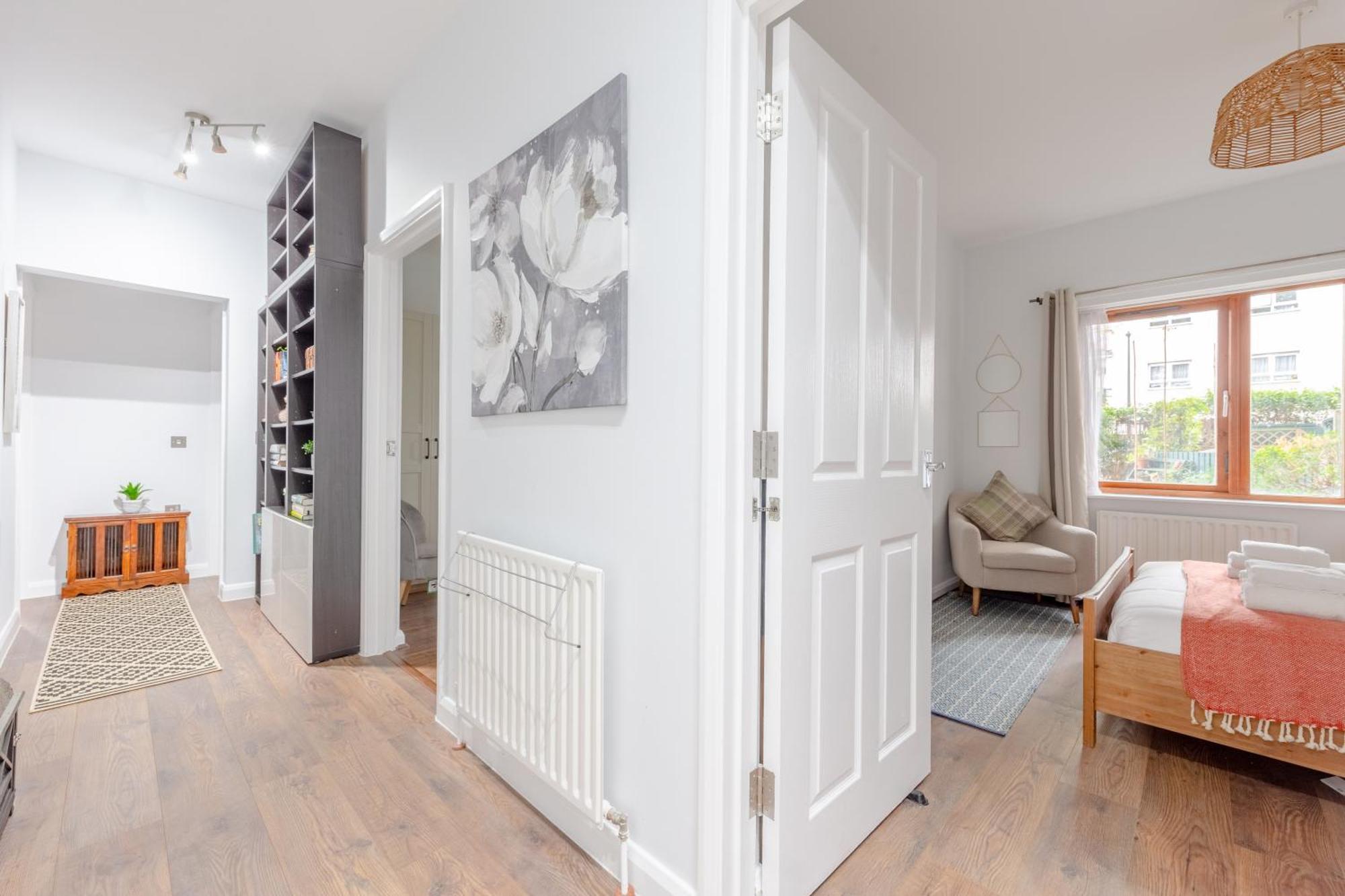 Inviting & Spacious 3bd Flat - Shadwell Londen