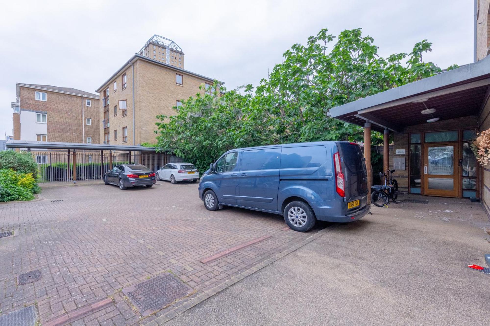Appartement Inviting & Spacious 3bd Flat - Shadwell Londen