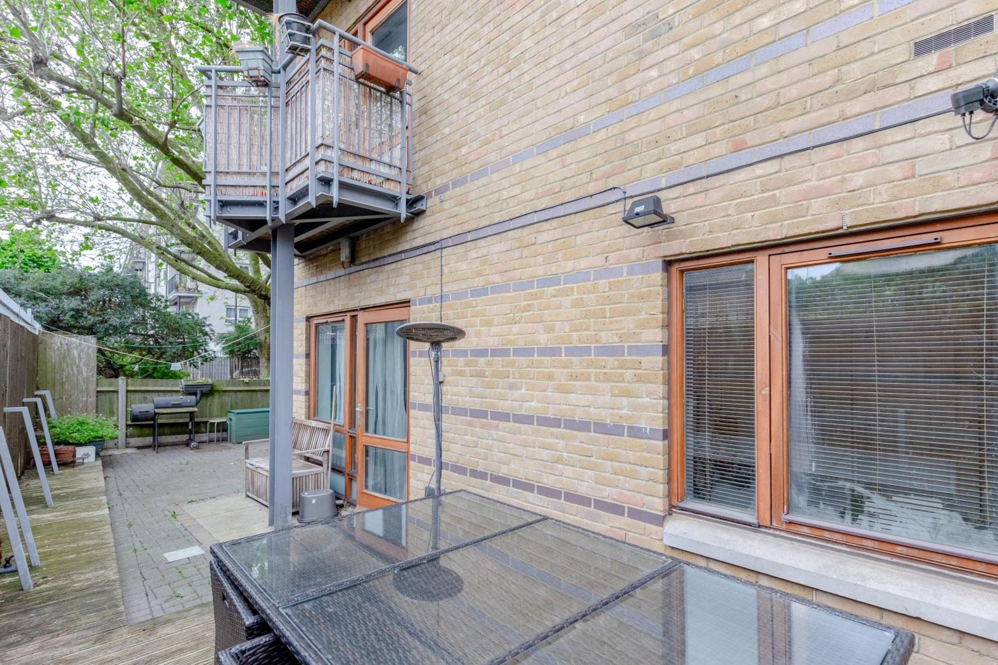 Inviting & Spacious 3bd Flat - Shadwell Apartment *