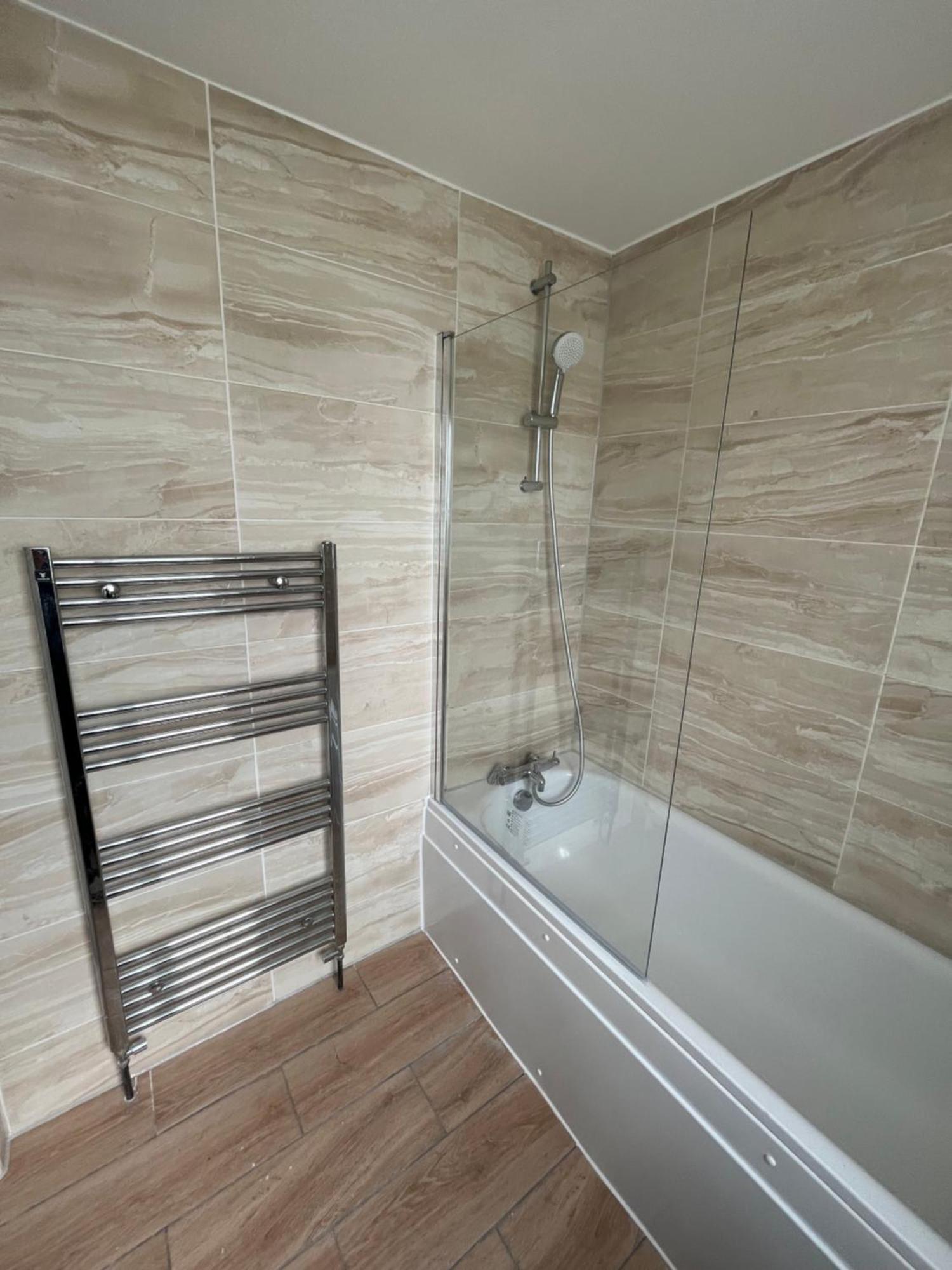 2bd East Sleeps 7! *