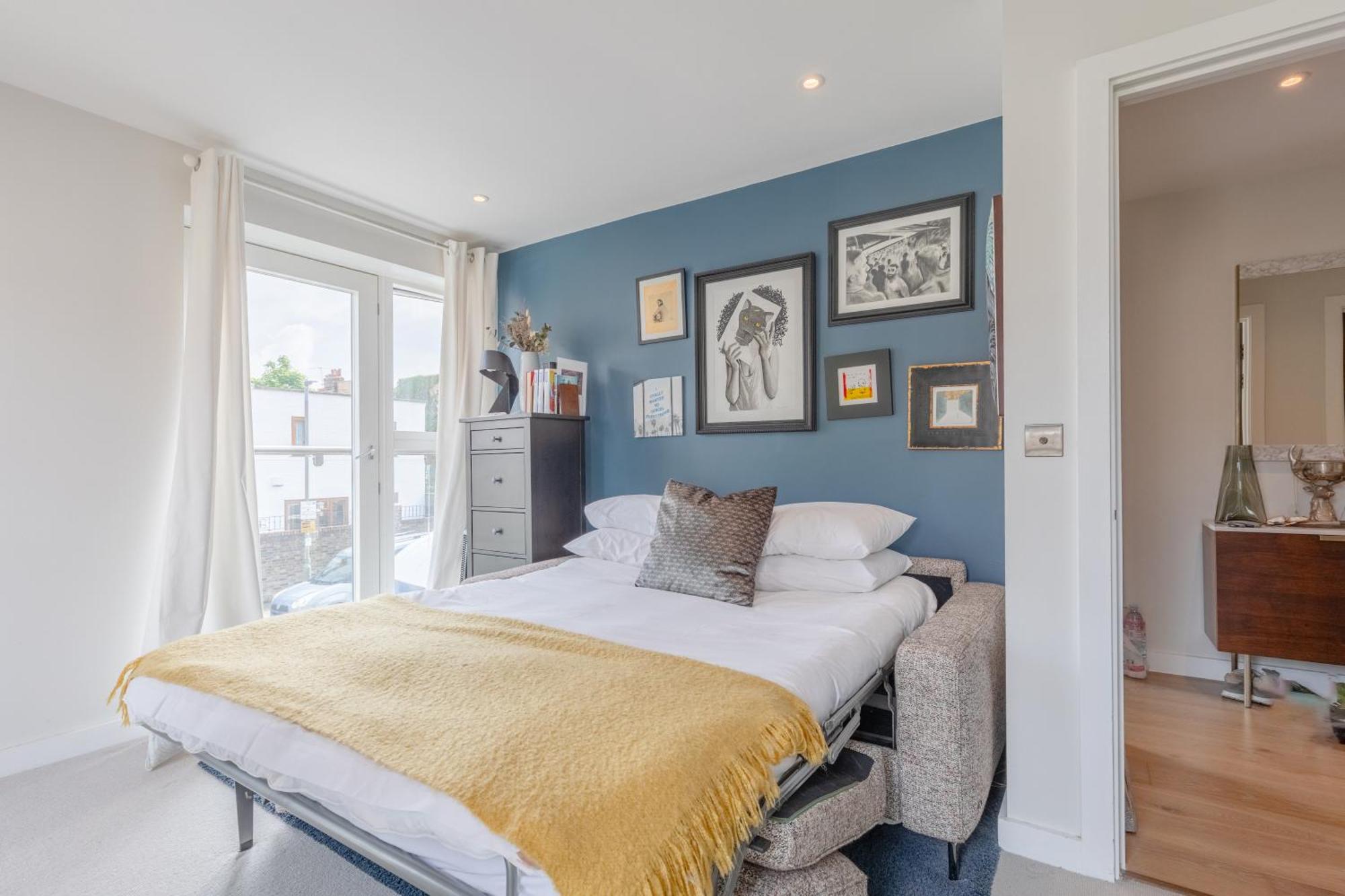 Sleek & Spacious 2bd Flat - Clapham Apartment *