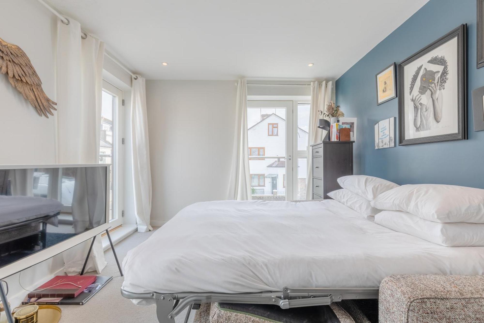 Apartment Sleek & Spacious 2bd Flat - Clapham *