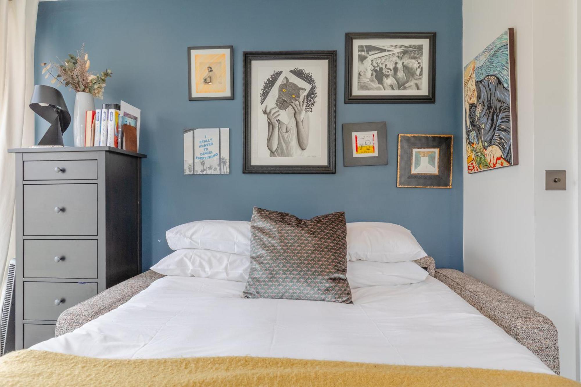 Sleek & Spacious 2bd Flat - Clapham Leilighet London