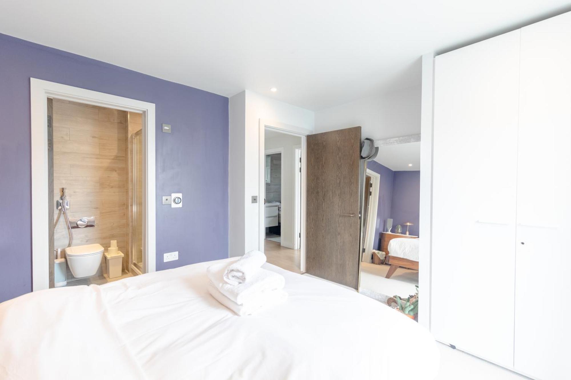 Sleek & Spacious 2bd Flat - Clapham Apartment *
