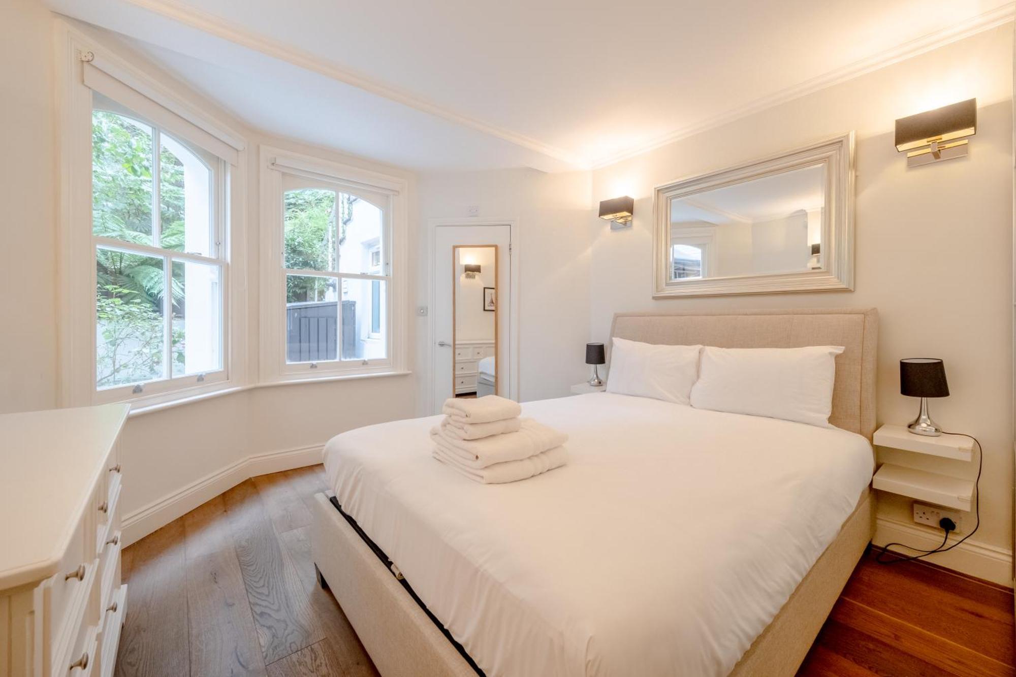 Appartement Gorgeous 2bd Flat With Patio - South Kensington! Londen