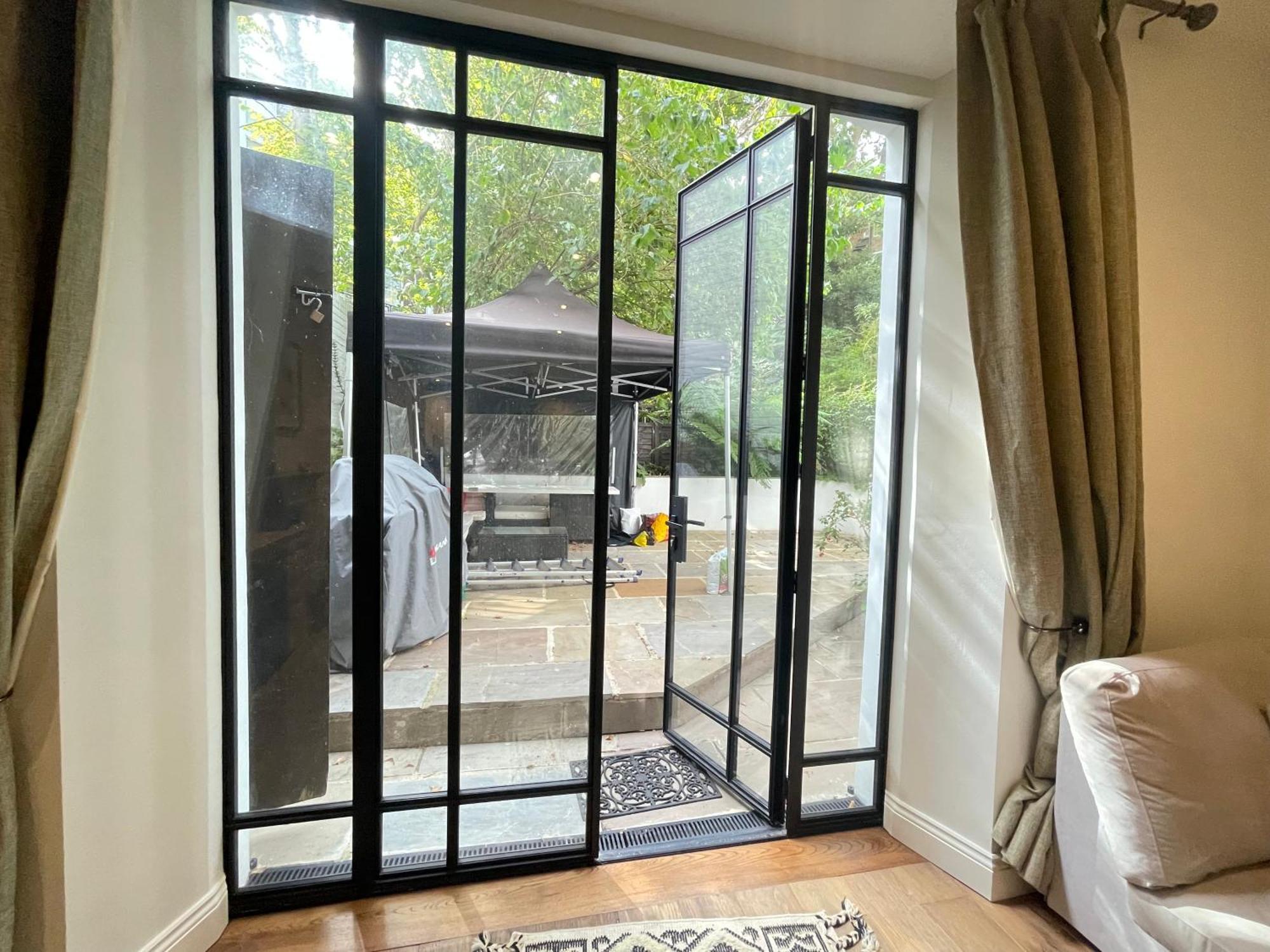 Gorgeous 2bd Flat With Patio - South Kensington! * Londen