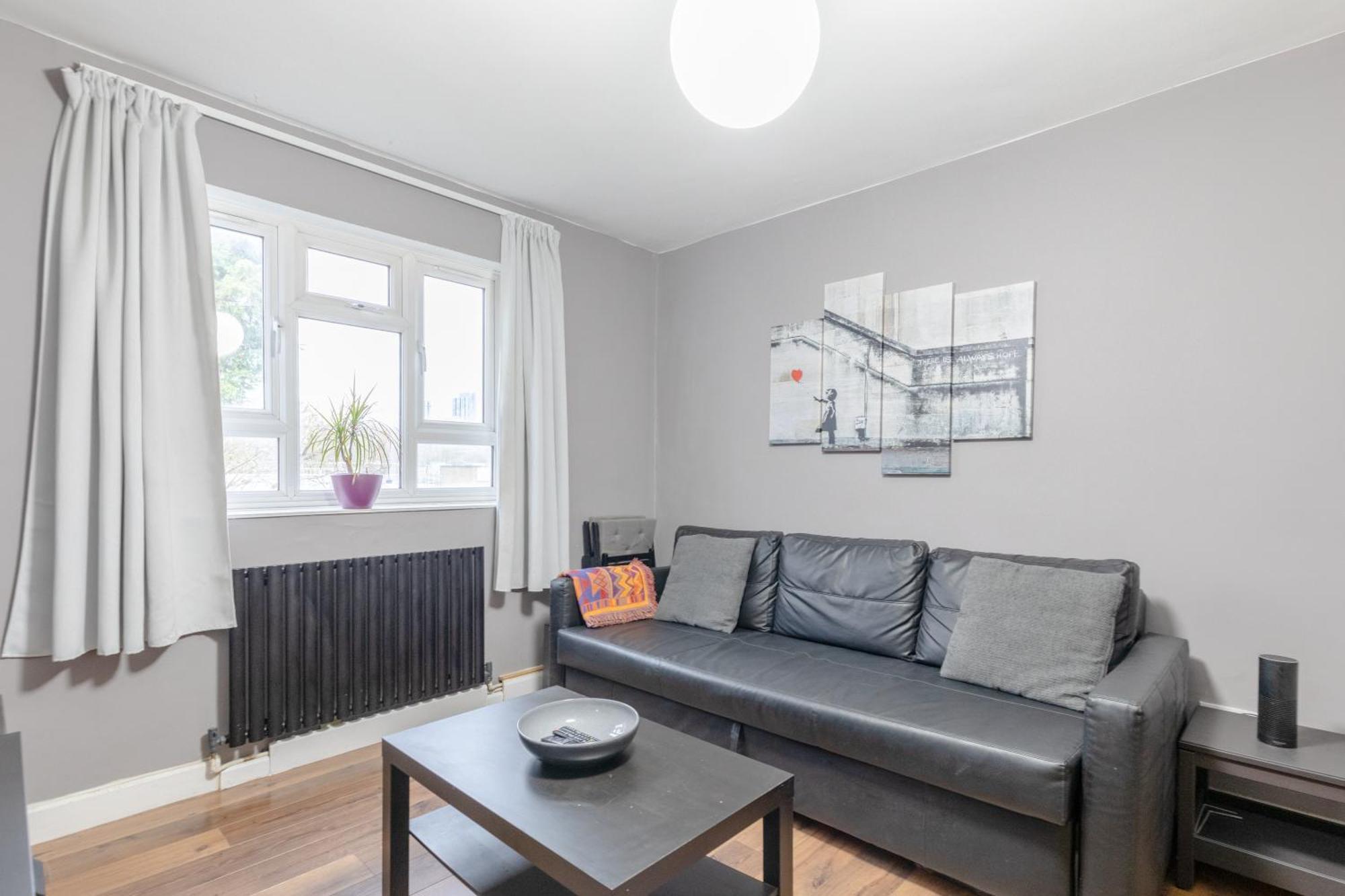 Apartment Spacious 1bd Flat - 4 Mins To Regent's Canal! London