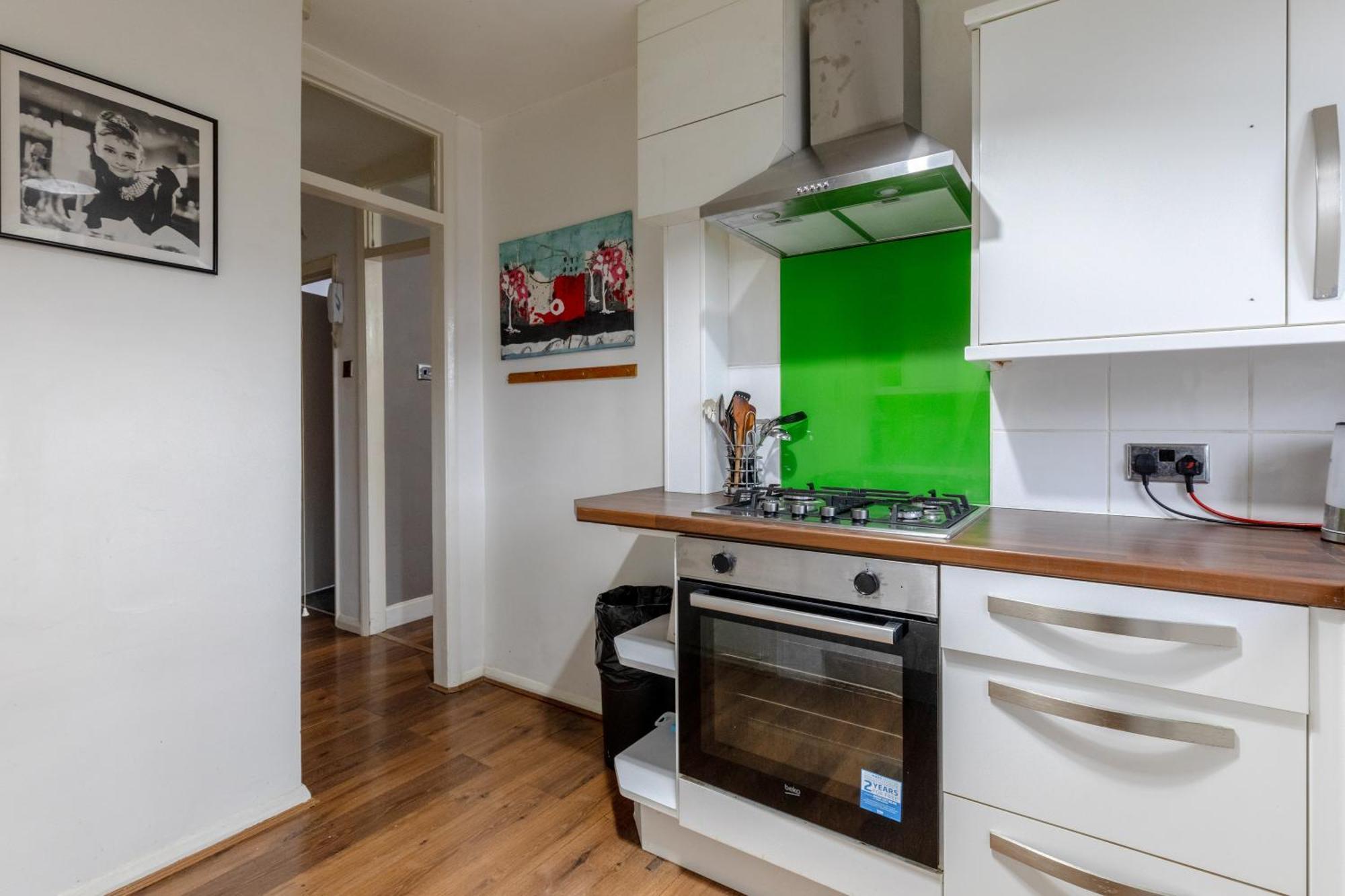 Apartment Spacious 1bd Flat - 4 Mins To Regent's Canal! *