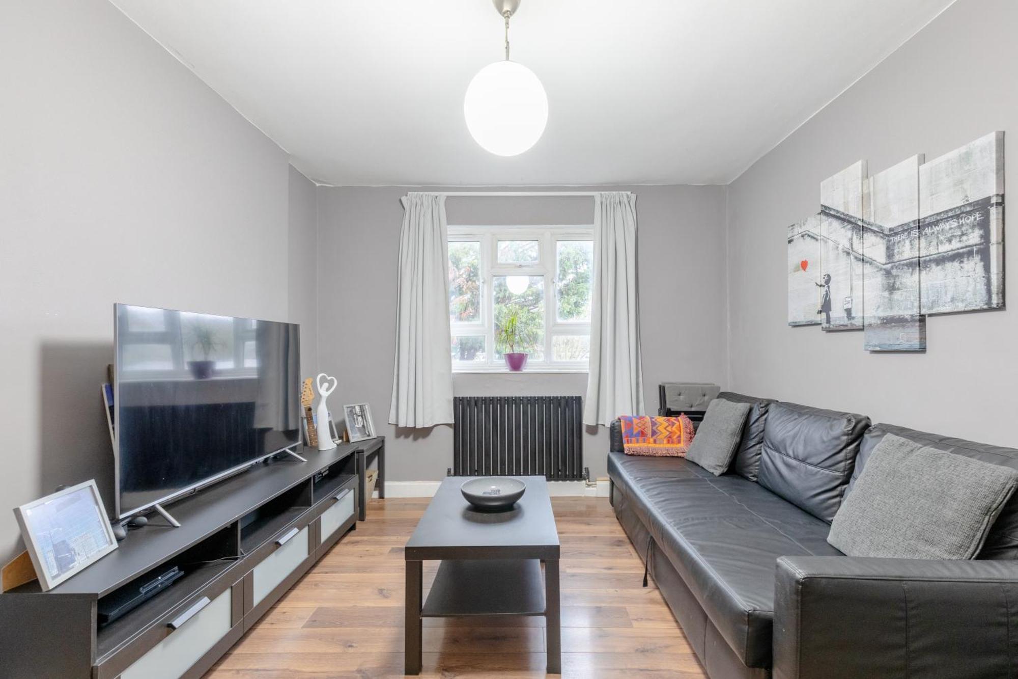Spacious 1bd Flat - 4 Mins To Regent's Canal! * London