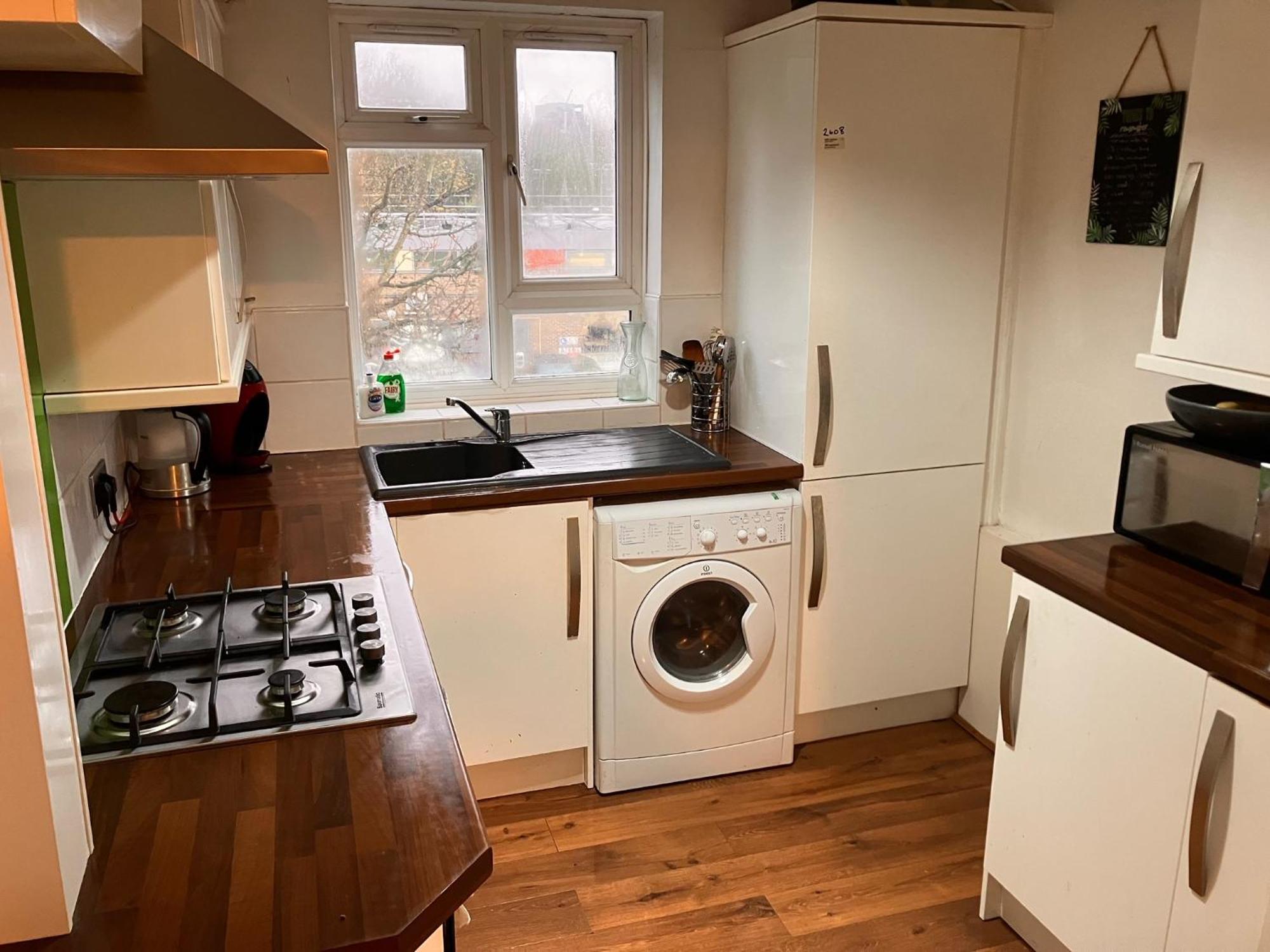 Spacious 1bd Flat - 4 Mins To Regent's Canal! Apartment London