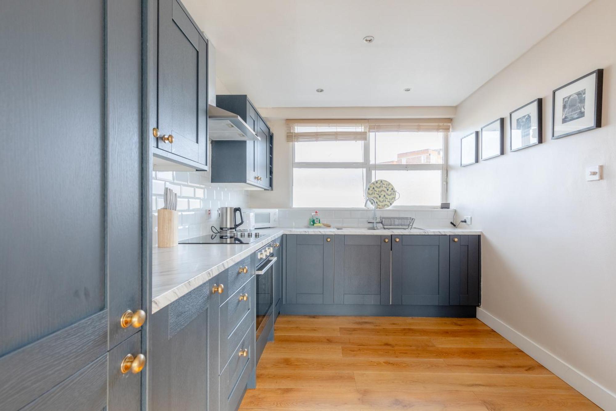 Apartment Superbly Located 2bd Flat Heart Of Pimlico!