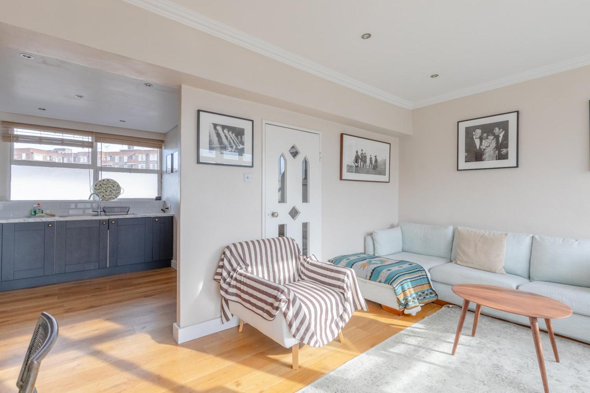 Superbly Located 2bd Flat Heart Of Pimlico! * London