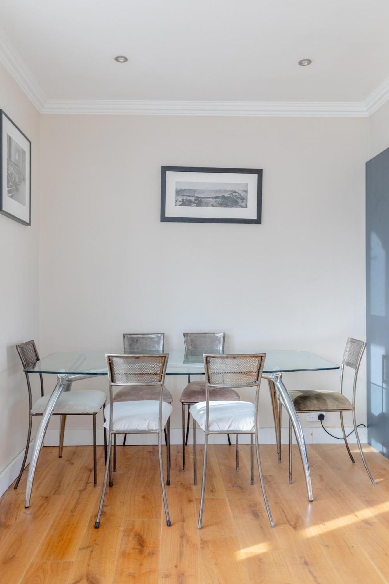 Superbly Located 2bd Flat Heart Of Pimlico! Apartment *