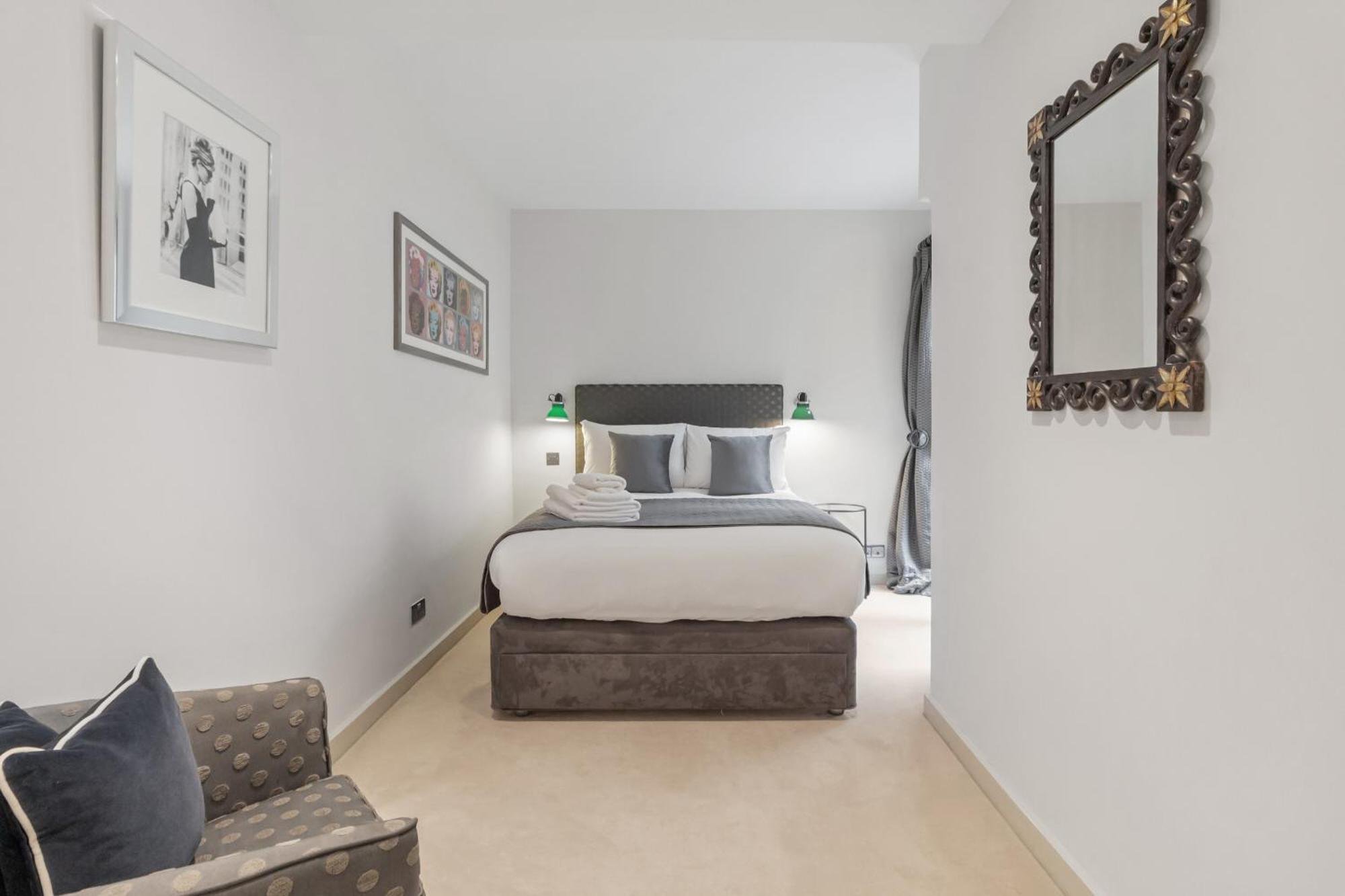 The Knightsbridge Palace By La Reserve London