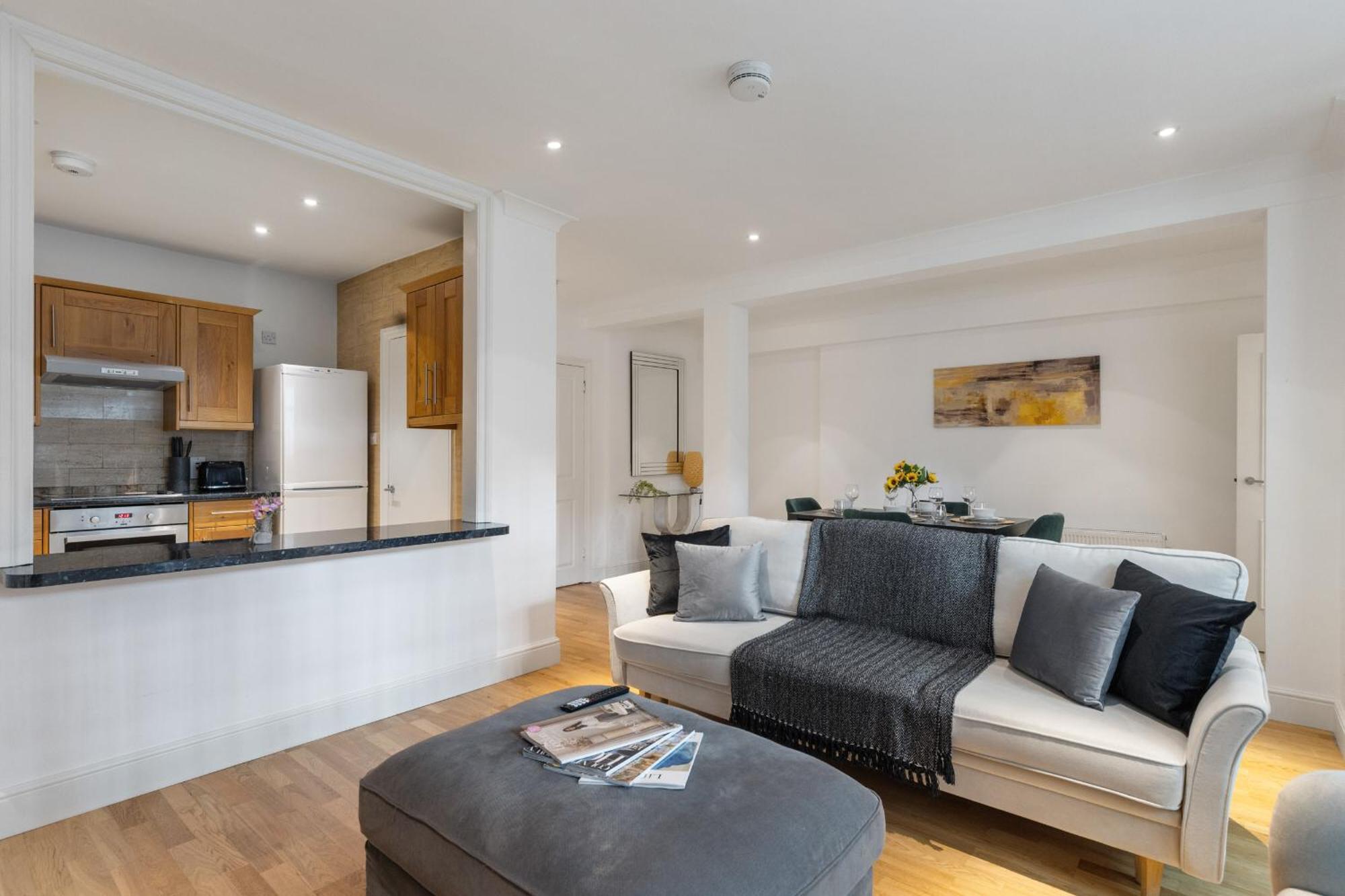 The Knightsbridge Palace By La Reserve