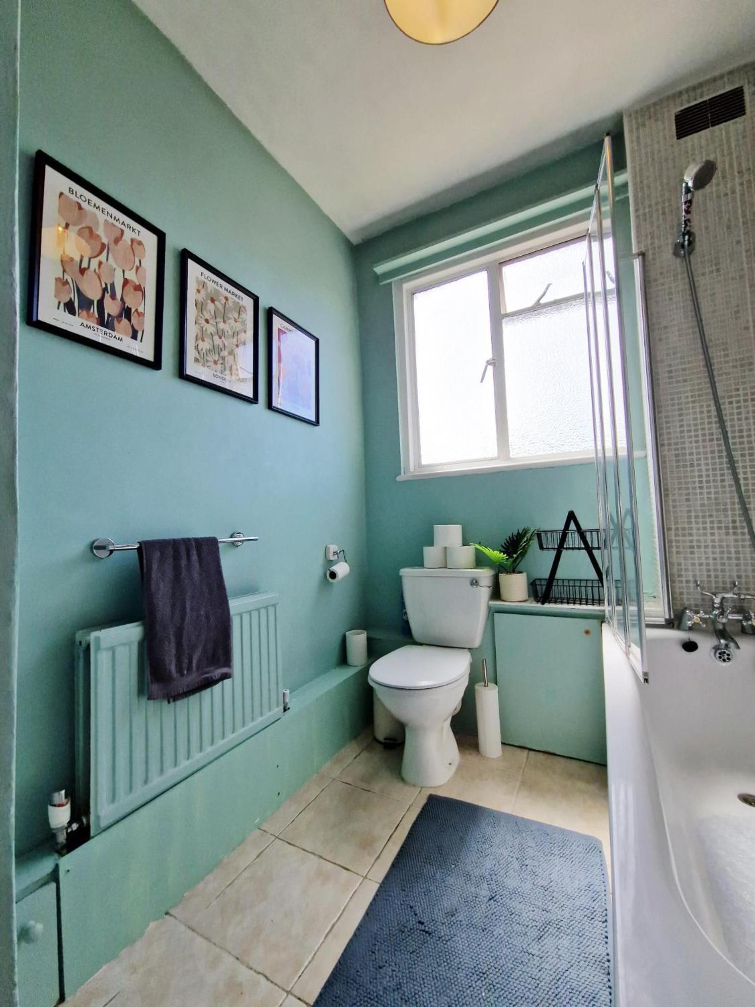 Stylish 1-bed Flat In Willesden With Private Patio London