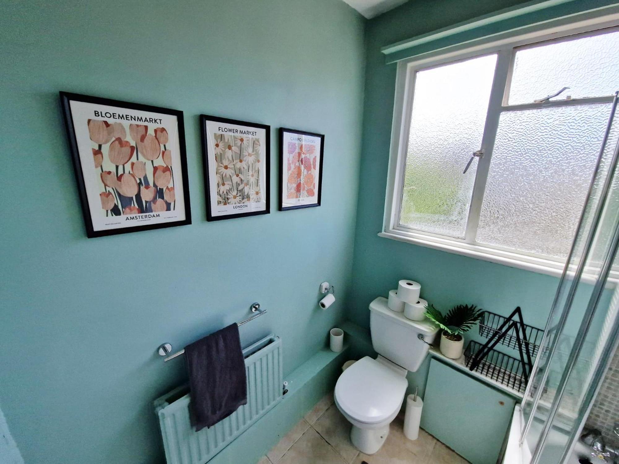 Stylish 1-bed Flat In Willesden With Private Patio Apartment *
