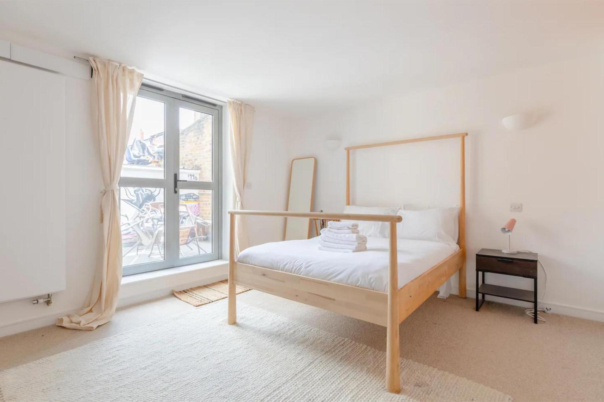 Apartment Radiant 3bd Flat With Terrace Holloway