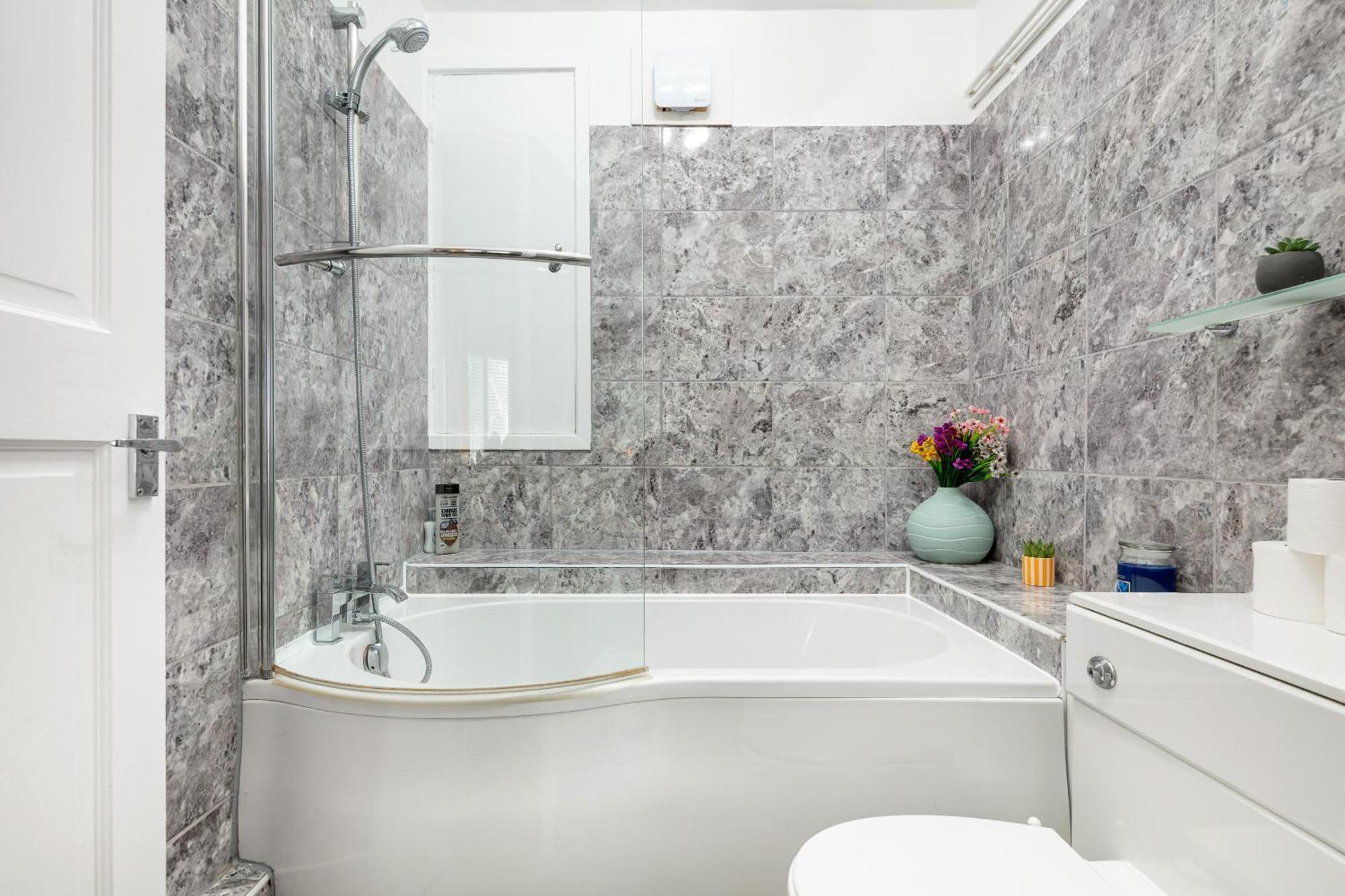 Leilighet Perfect Location 2bed 2bath London