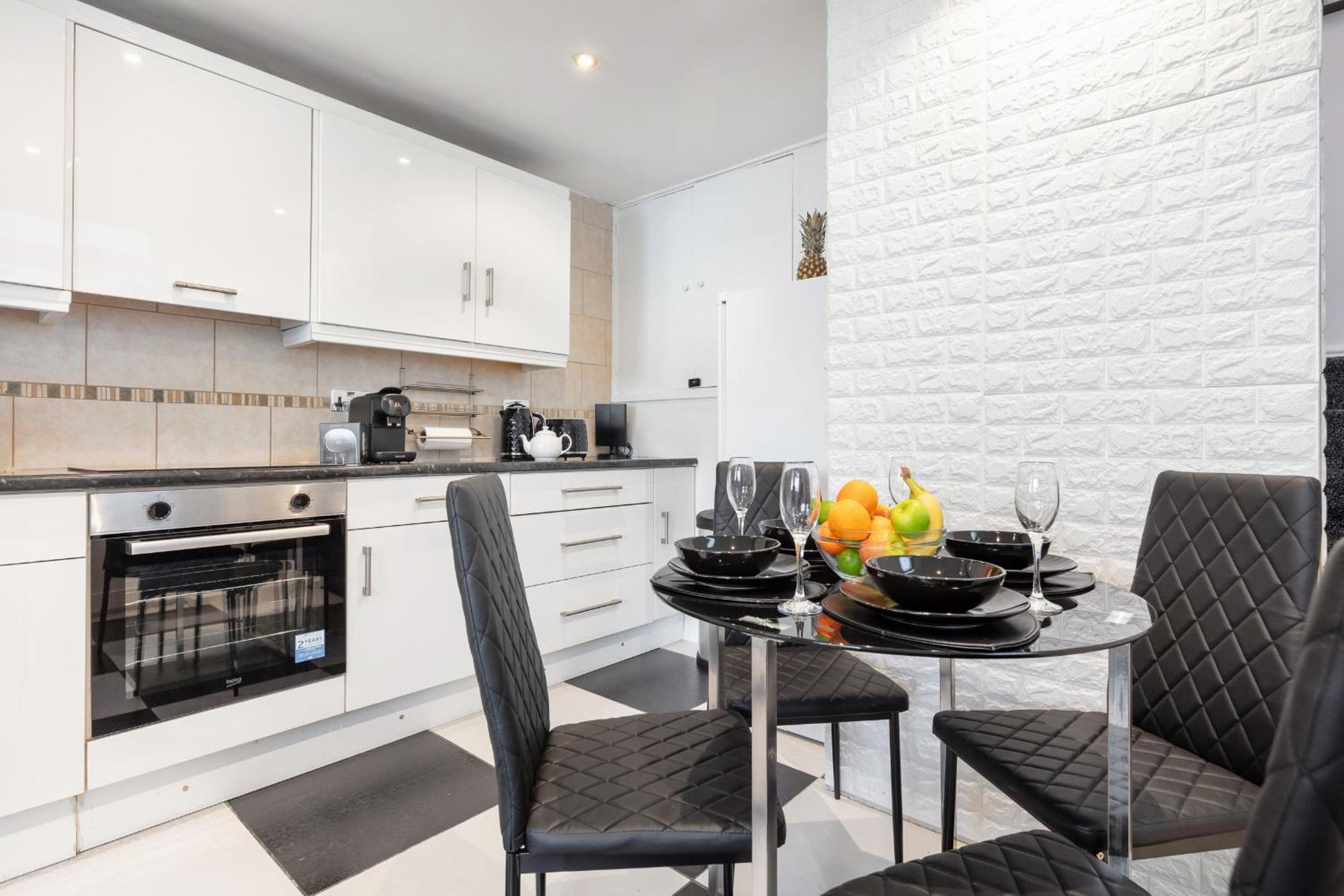 Leilighet Perfect Location 2bed 2bath *