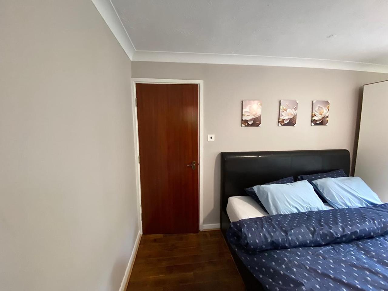 Apartment Stunning 2 Bedroom With Garden Sleep 6